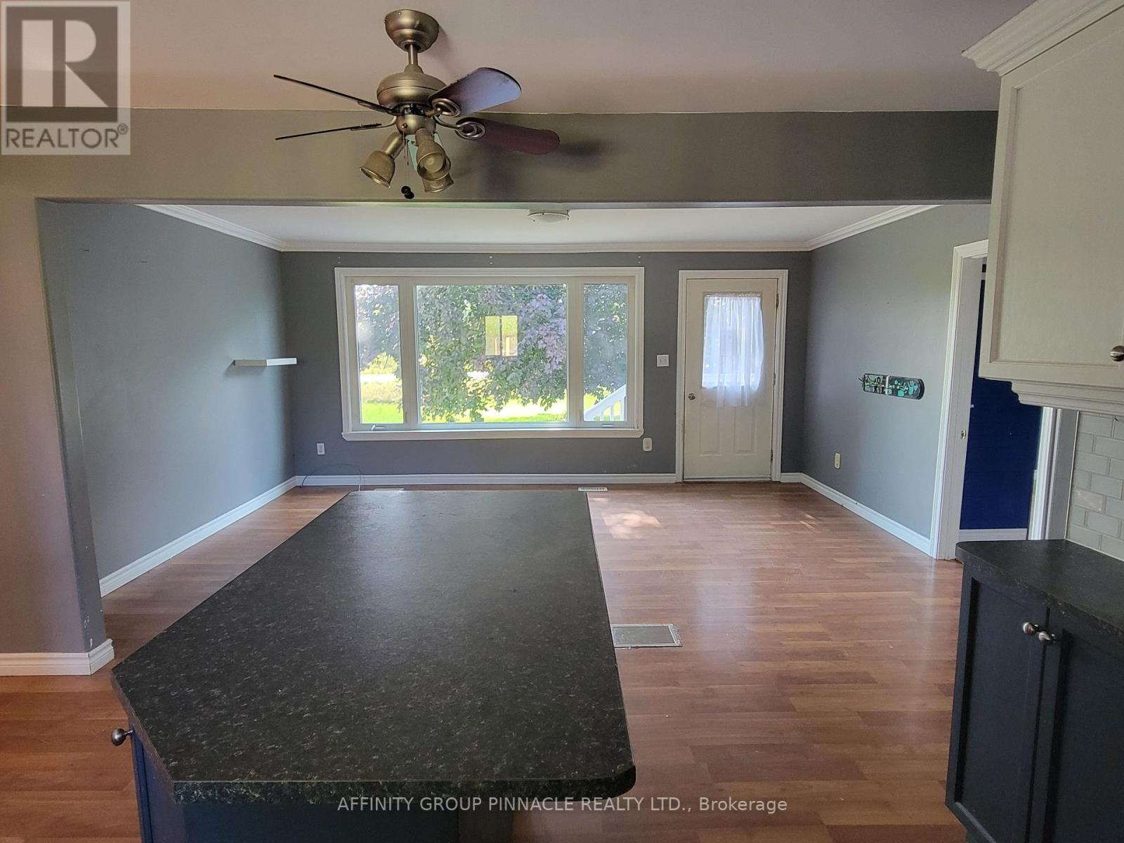 695 Ski Hill Road, Kawartha Lakes (Manvers), Ontario  L0A 1A0 - Photo 7 - X12410470