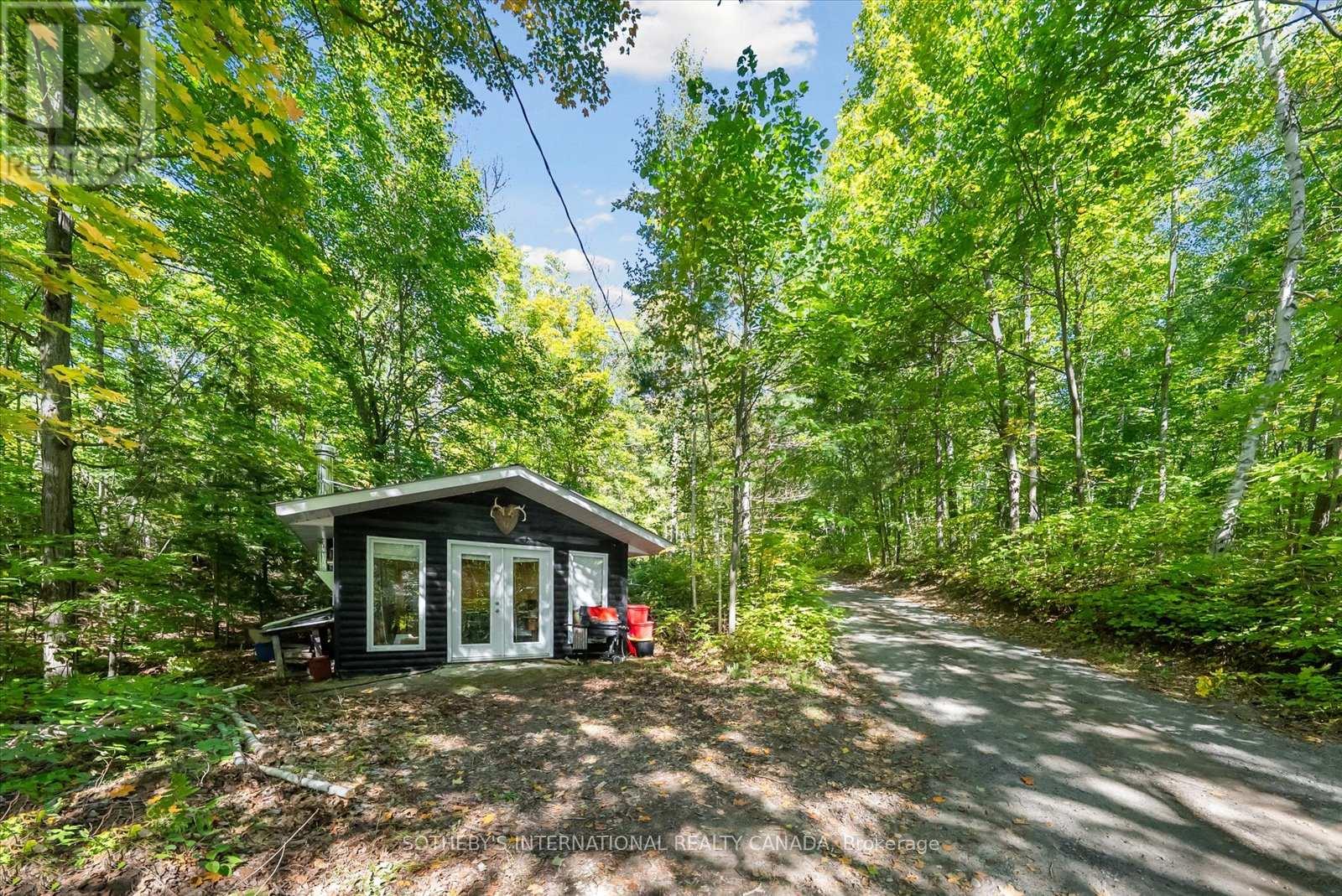 30 Tara Court, Hastings Highlands (Wicklow Ward), Ontario  K0L 2R0 - Photo 38 - X12410318