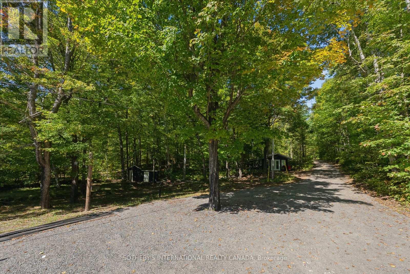 30 Tara Court, Hastings Highlands (Wicklow Ward), Ontario  K0L 2R0 - Photo 44 - X12410318