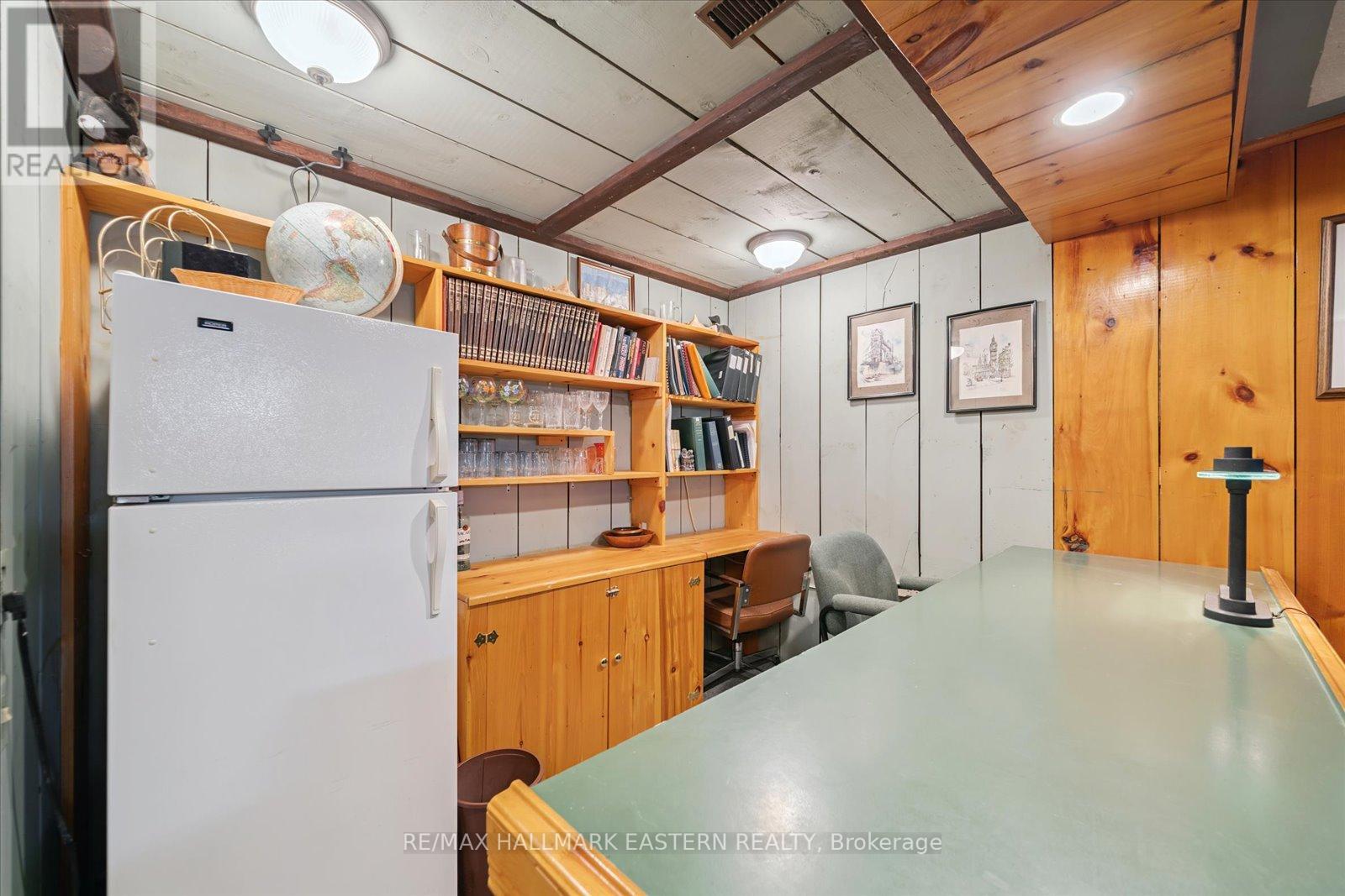 33 Springbrook Drive, Peterborough (Monaghan Ward 2), Ontario  K9J 1L3 - Photo 38 - X12410518