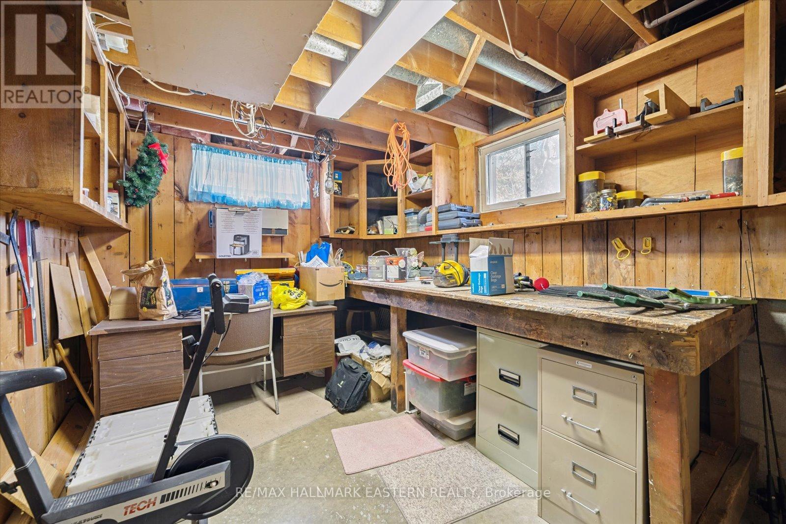 33 Springbrook Drive, Peterborough (Monaghan Ward 2), Ontario  K9J 1L3 - Photo 42 - X12410518