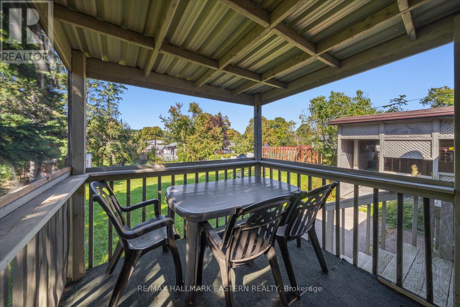 33 Springbrook Drive, Peterborough (Monaghan Ward 2), Ontario  K9J 1L3 - Photo 44 - X12410518