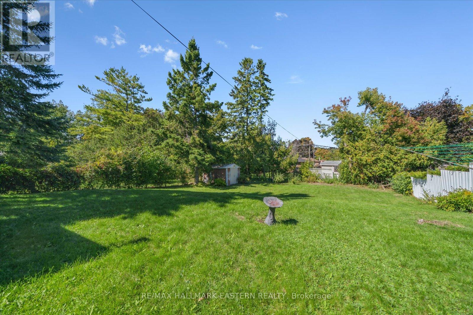 33 Springbrook Drive, Peterborough (Monaghan Ward 2), Ontario  K9J 1L3 - Photo 45 - X12410518