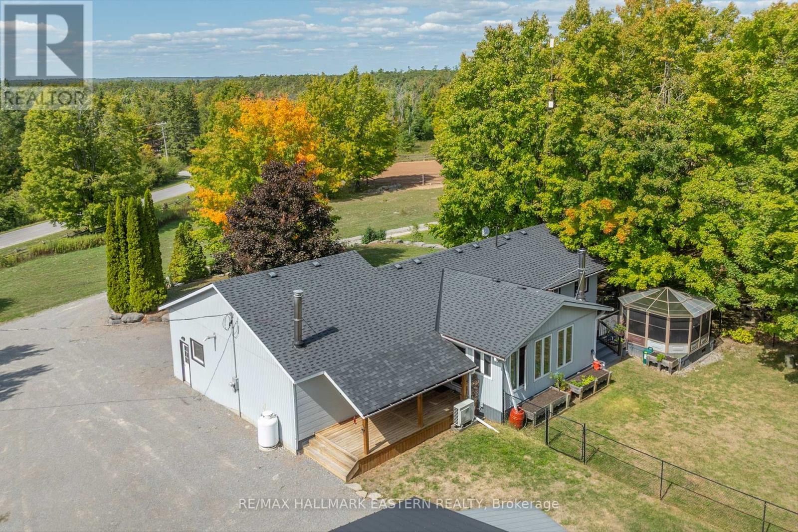 97 Sugarbush Boulevard, Trent Lakes, Ontario  K0L 1J0 - Photo 2 - X12410532