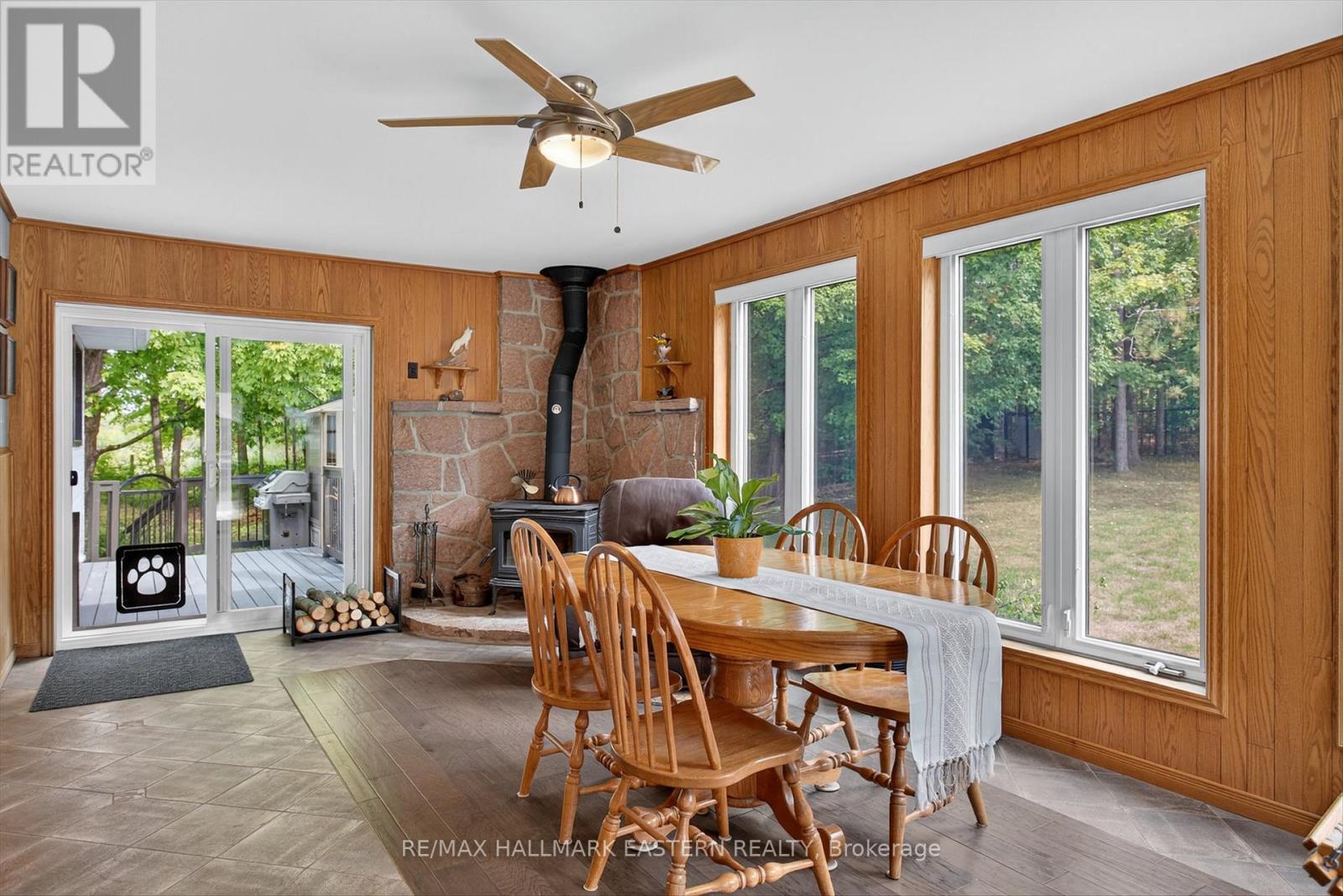 97 Sugarbush Boulevard, Trent Lakes, Ontario  K0L 1J0 - Photo 6 - X12410532