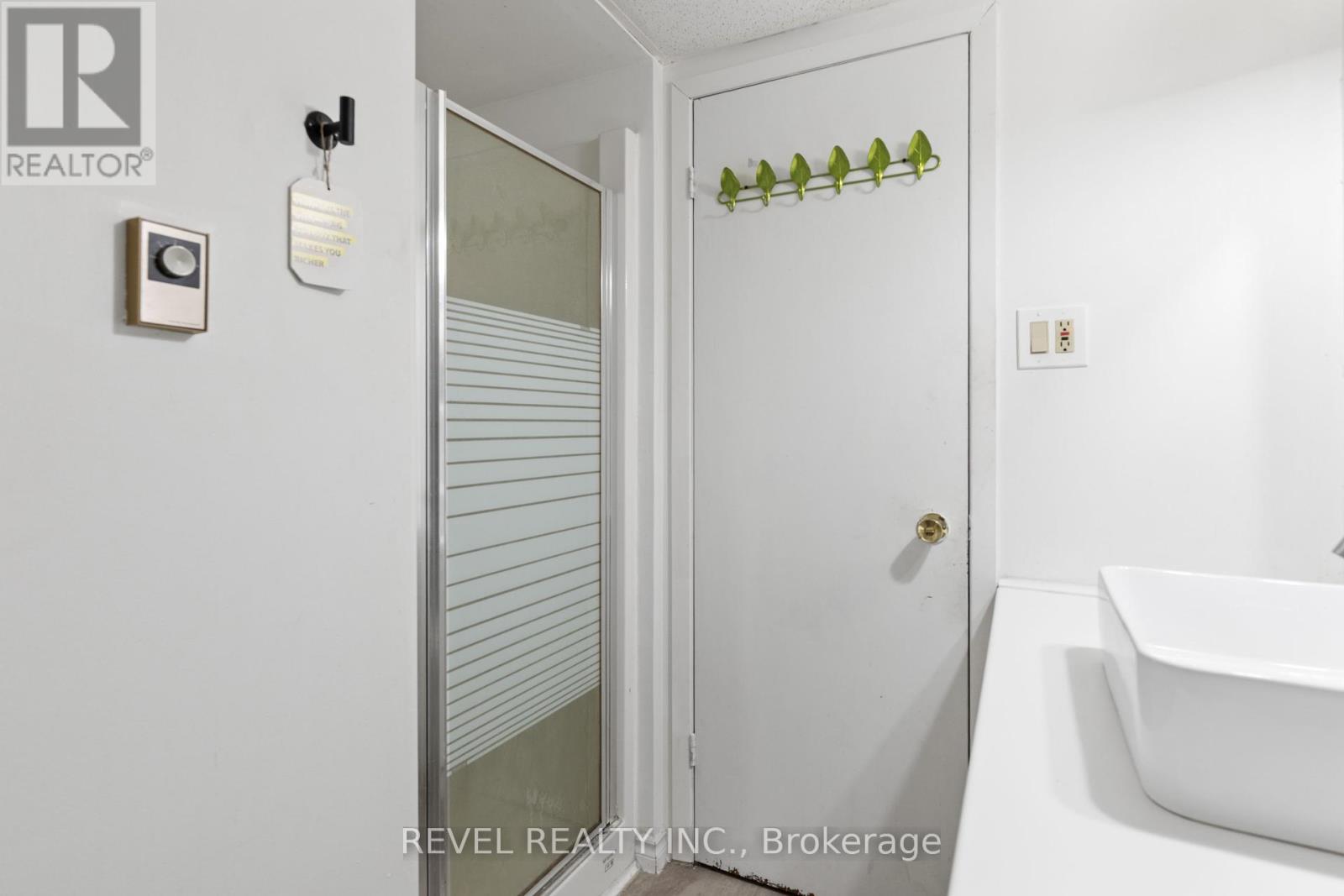 80 St Patrick Street, Kawartha Lakes (Lindsay), Ontario  K9V 1R5 - Photo 33 - X12410957