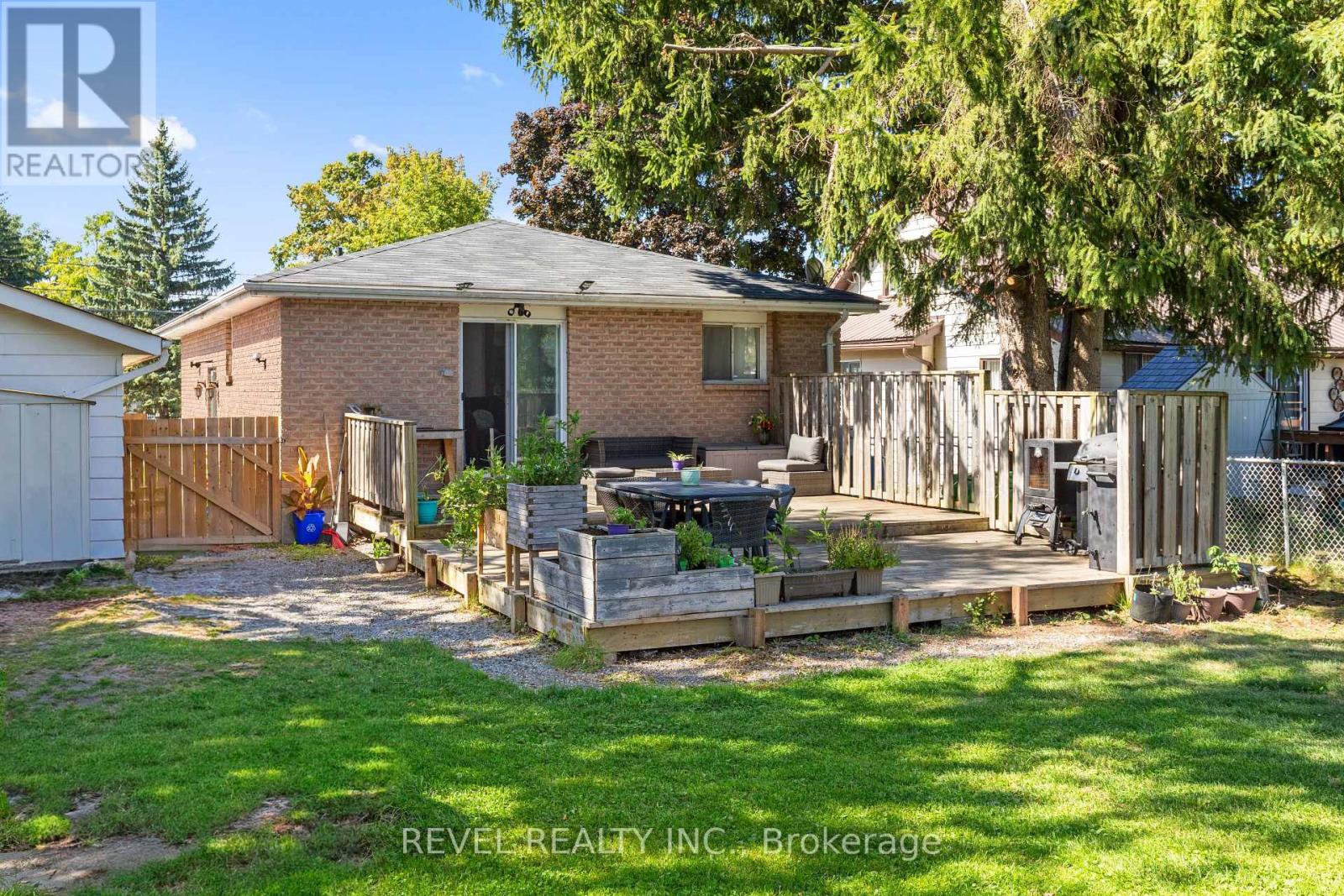 80 St Patrick Street, Kawartha Lakes (Lindsay), Ontario  K9V 1R5 - Photo 34 - X12410957