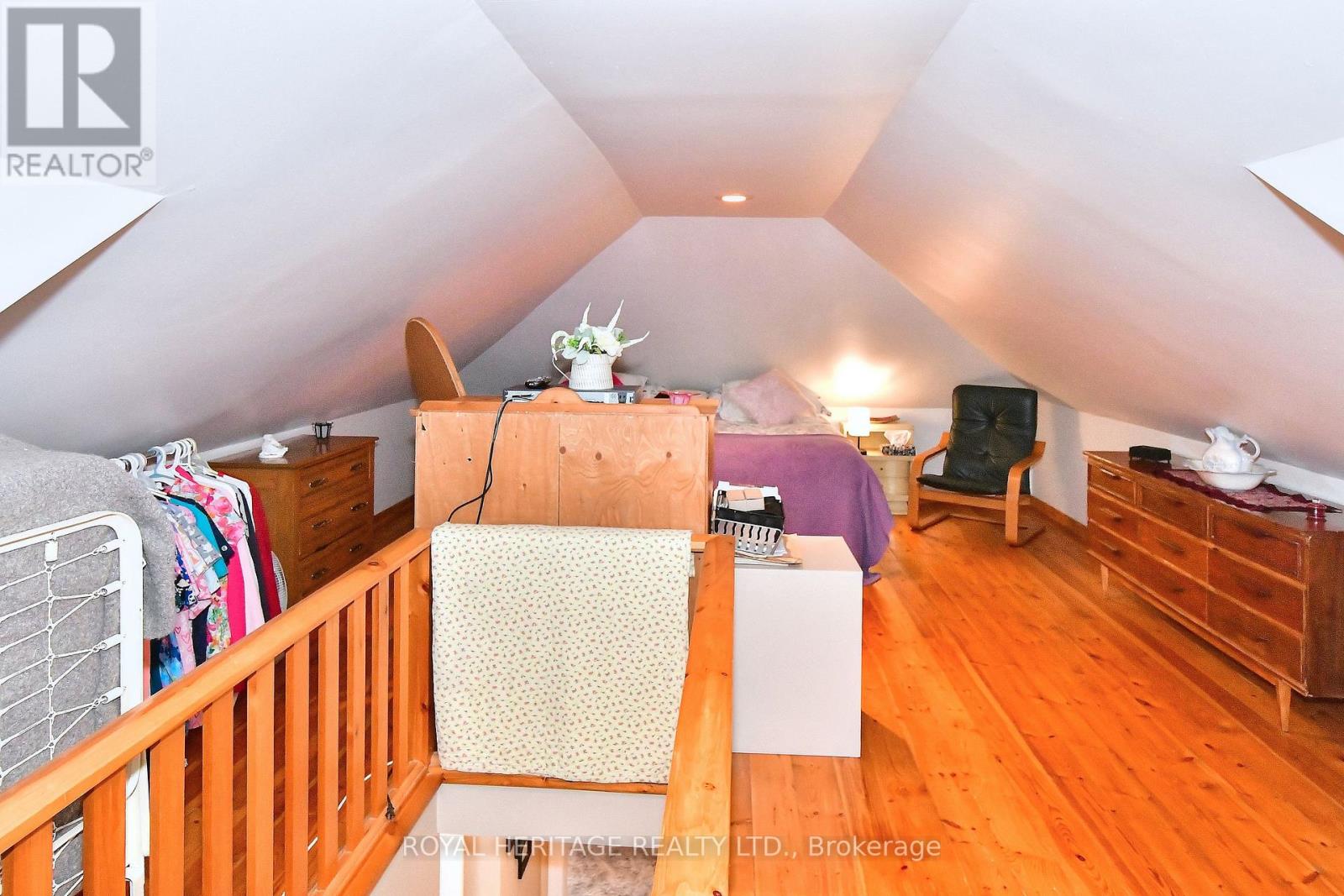 245 King George Street, Peterborough (Otonabee Ward 1), Ontario  K9J 1R7 - Photo 17 - X12411182