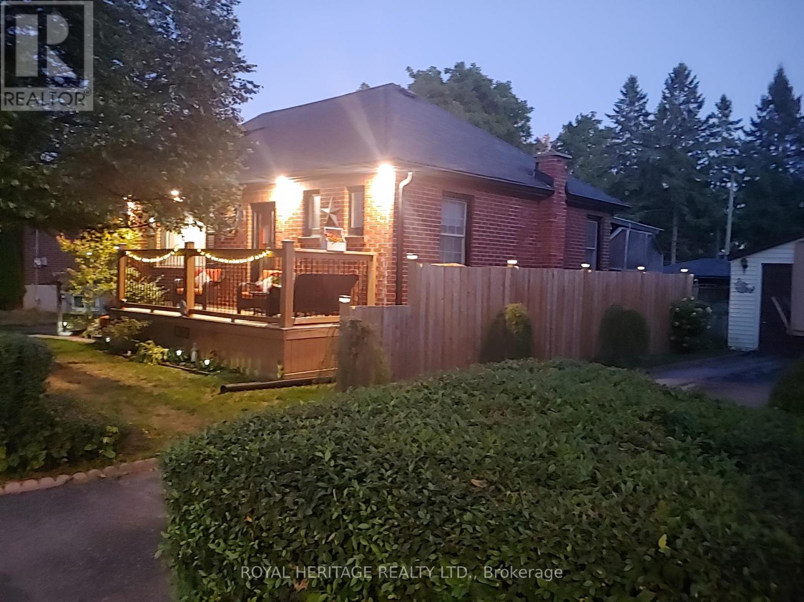 245 King George Street, Peterborough (Otonabee Ward 1), Ontario  K9J 1R7 - Photo 40 - X12411182