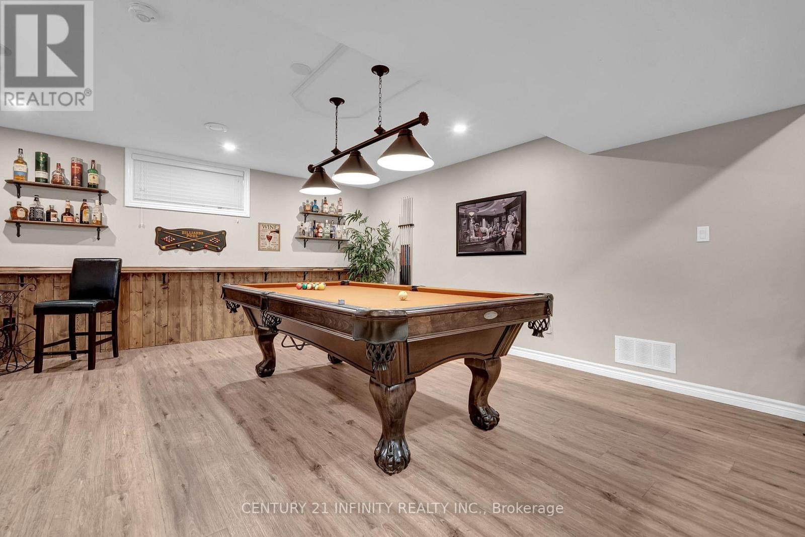 16 Lori Boulevard, Kawartha Lakes (Lindsay), Ontario  K9V 6B6 - Photo 25 - X12411340