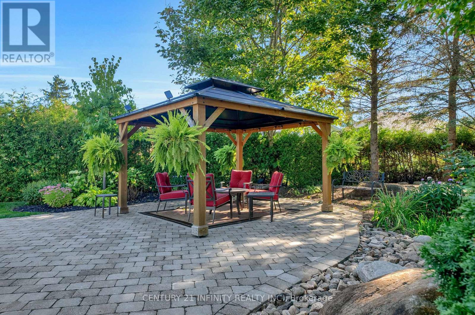 16 Lori Boulevard, Kawartha Lakes (Lindsay), Ontario  K9V 6B6 - Photo 32 - X12411340