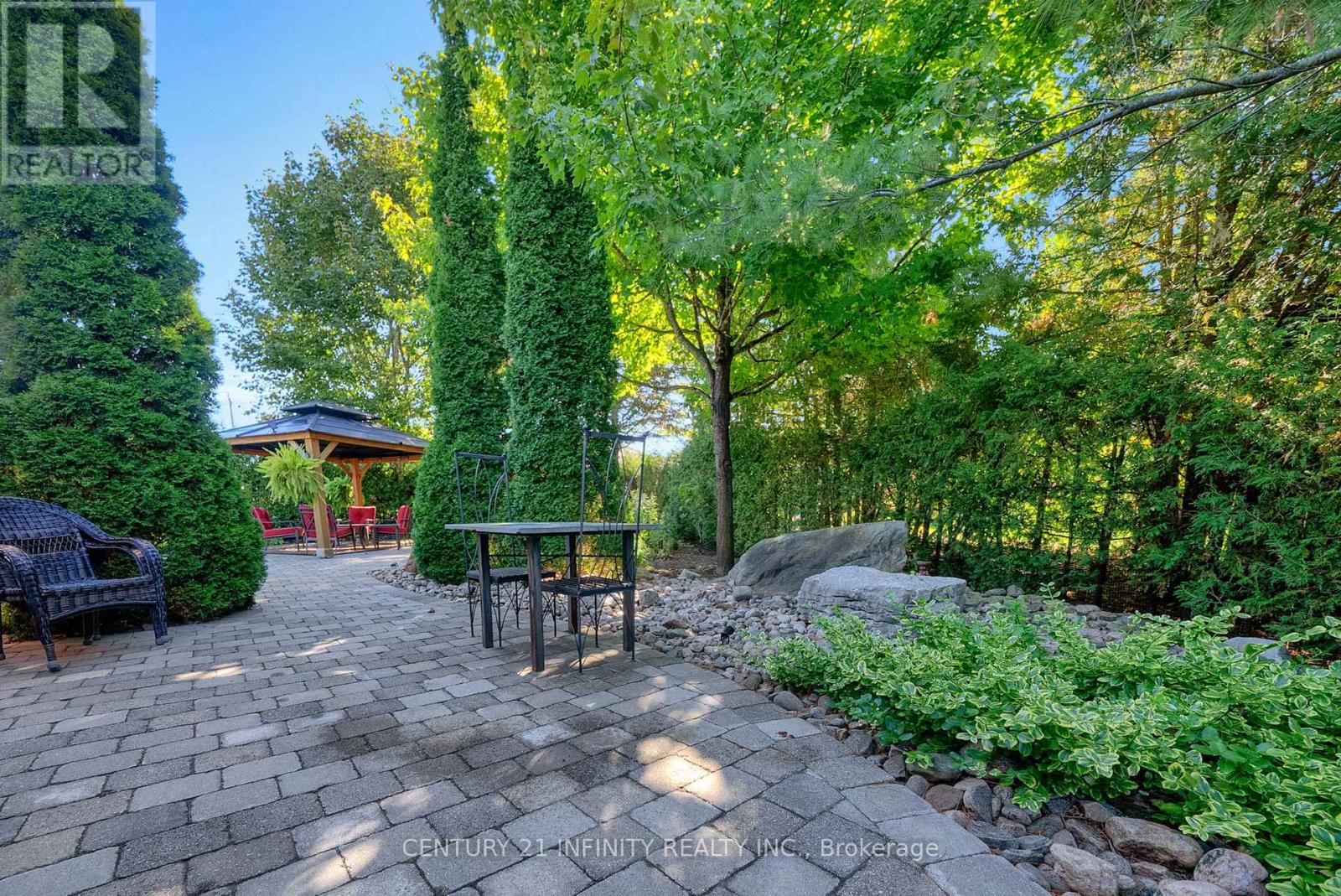 16 Lori Boulevard, Kawartha Lakes (Lindsay), Ontario  K9V 6B6 - Photo 36 - X12411340
