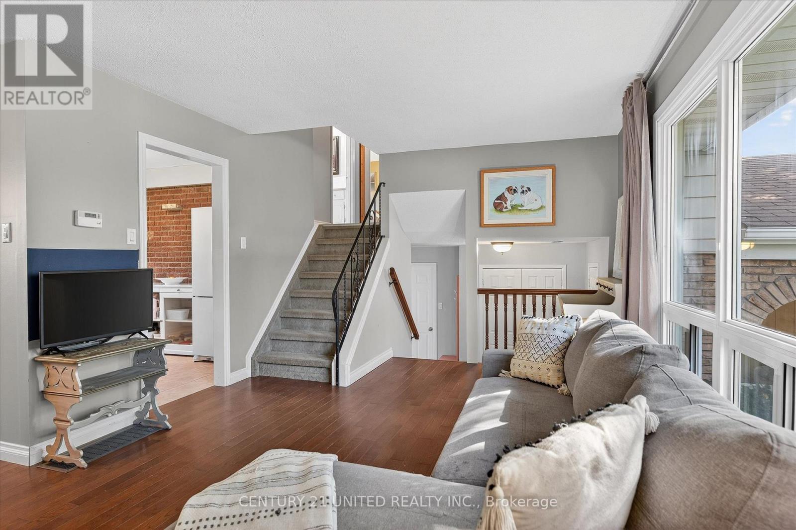 44 Crystal Springs Drive, Otonabee-South Monaghan, Ontario  K9J 6Y3 - Photo 12 - X12411609