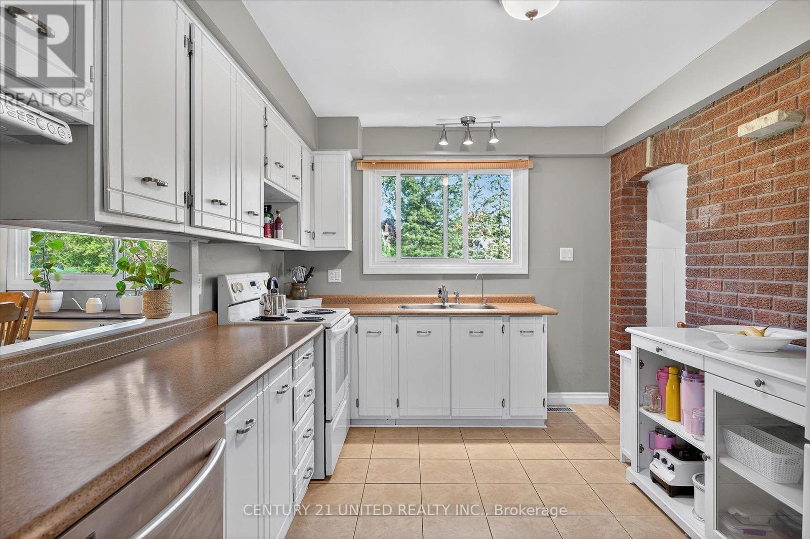 44 Crystal Springs Drive, Otonabee-South Monaghan, Ontario  K9J 6Y3 - Photo 14 - X12411609