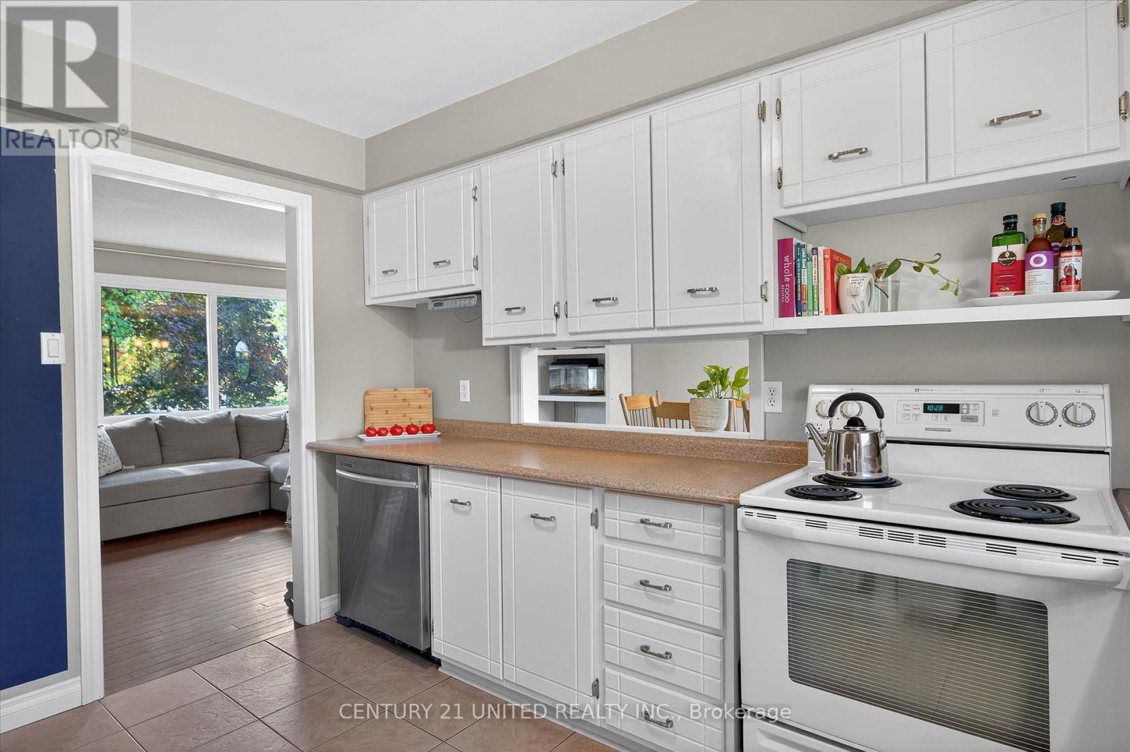 44 Crystal Springs Drive, Otonabee-South Monaghan, Ontario  K9J 6Y3 - Photo 16 - X12411609