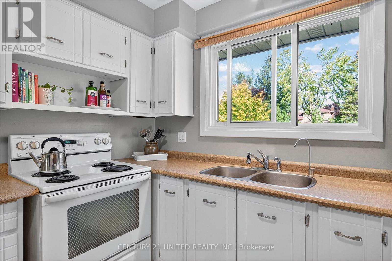 44 Crystal Springs Drive, Otonabee-South Monaghan, Ontario  K9J 6Y3 - Photo 18 - X12411609