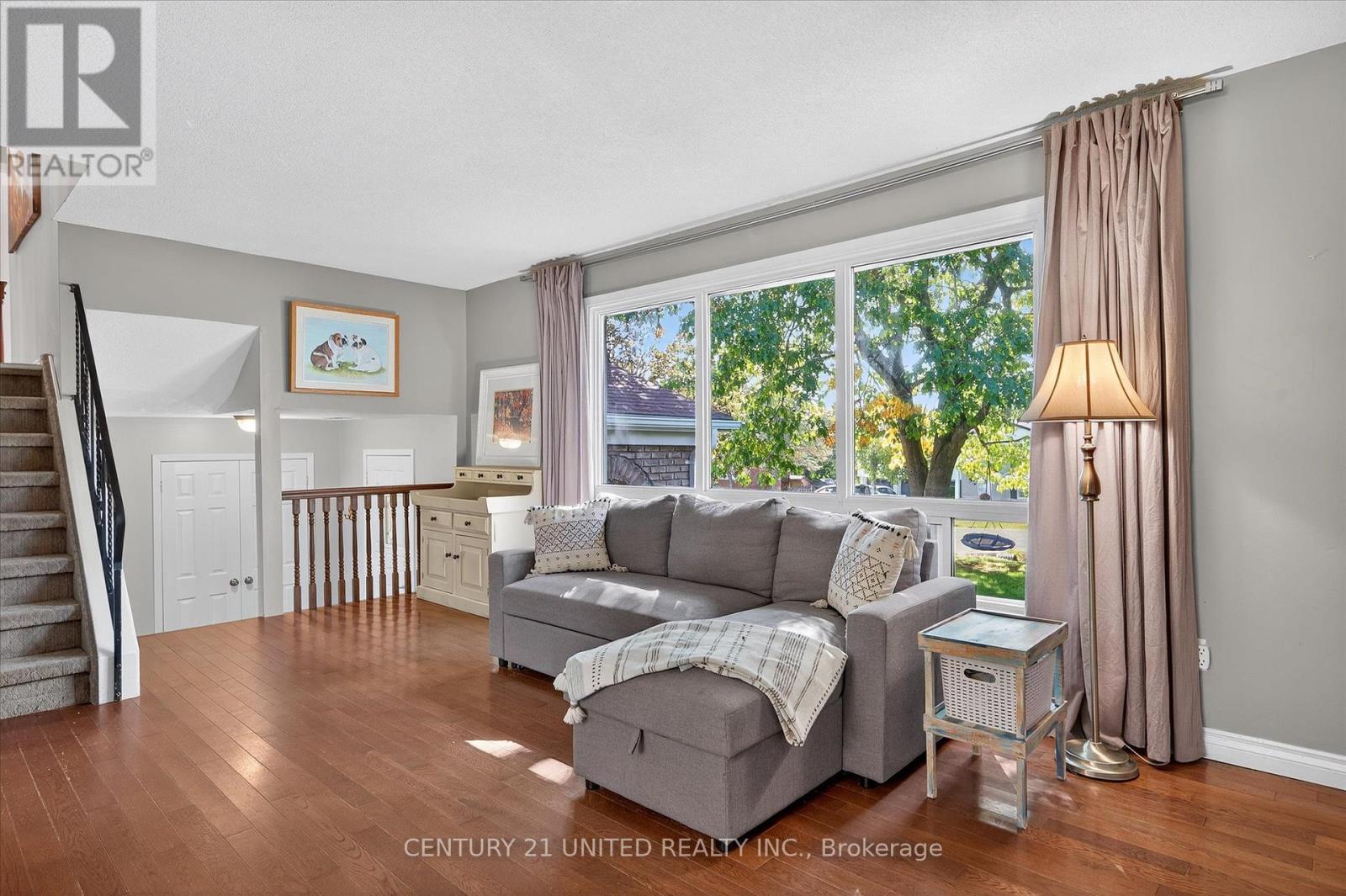 44 Crystal Springs Drive, Otonabee-South Monaghan, Ontario  K9J 6Y3 - Photo 2 - X12411609