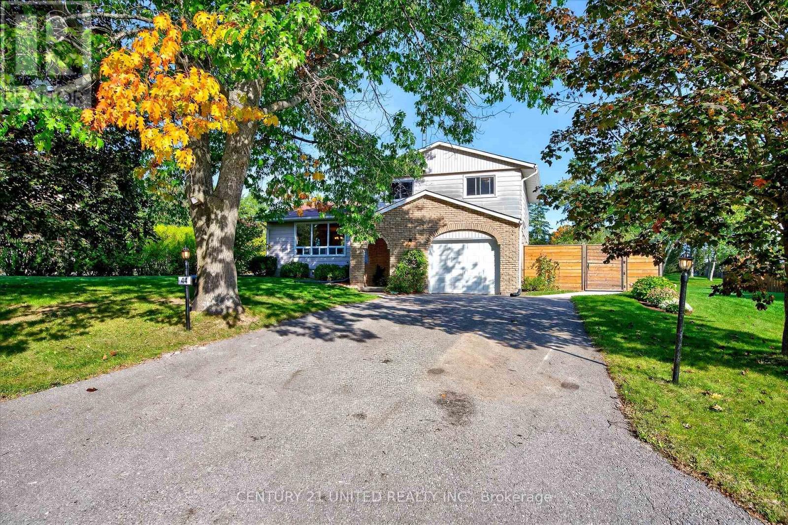 44 Crystal Springs Drive, Otonabee-South Monaghan, Ontario  K9J 6Y3 - Photo 6 - X12411609