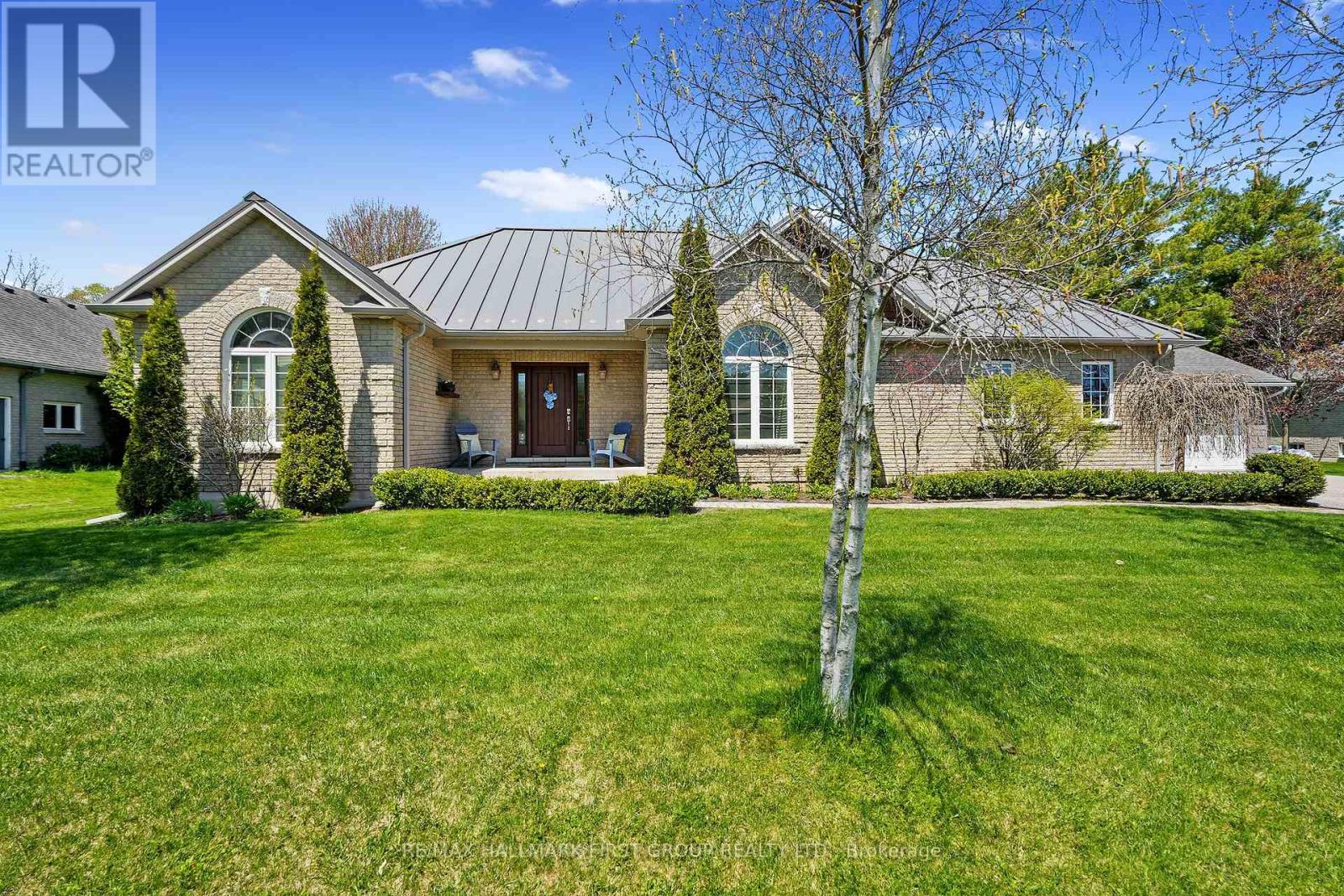 3905 Larose Crescent, Port Hope (Garden Hill), Ontario  L0A 1B0 - Photo 2 - X12411713