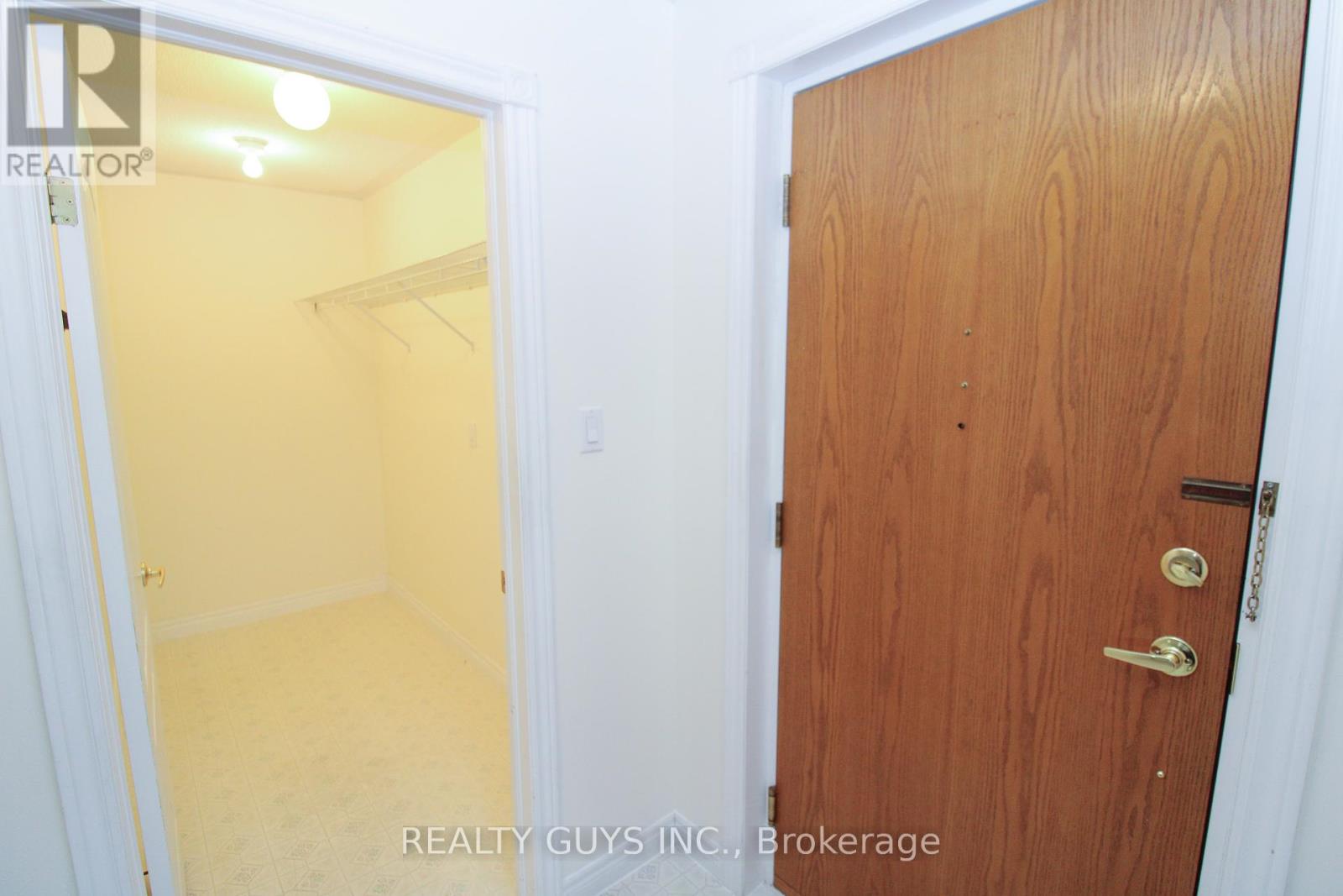 4 - 693 Whitaker Street, Peterborough (Ashburnham Ward 4), Ontario  K9H 7K3 - Photo 19 - X12412187