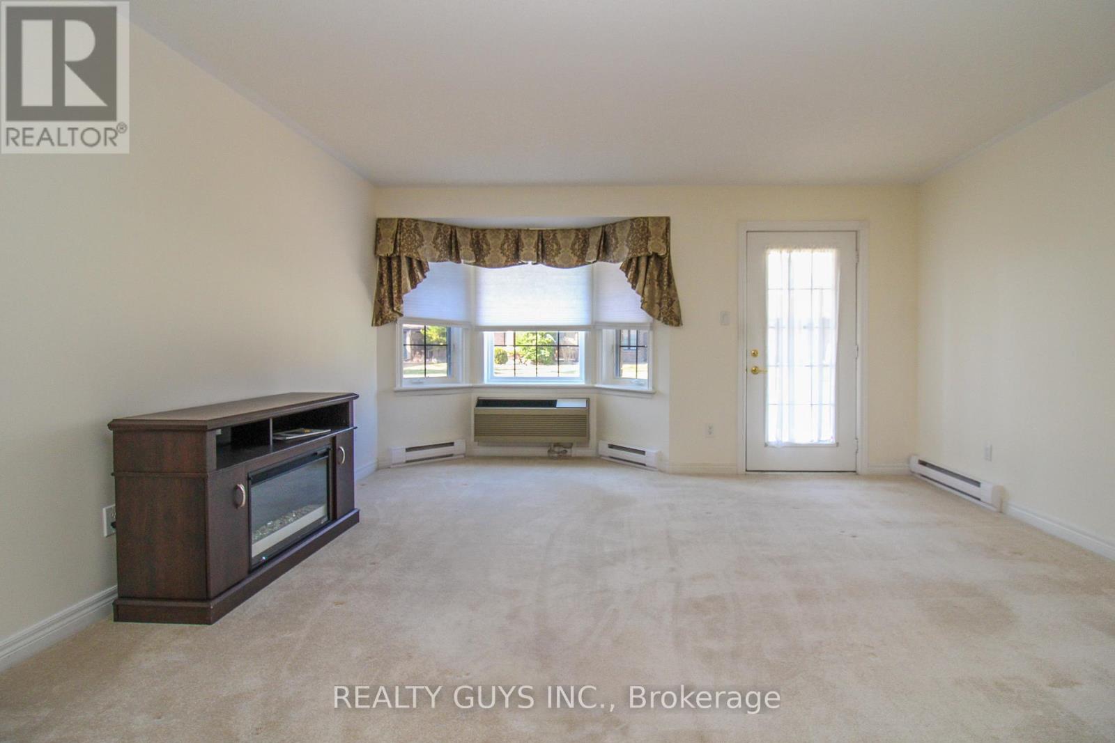 4 - 693 Whitaker Street, Peterborough (Ashburnham Ward 4), Ontario  K9H 7K3 - Photo 25 - X12412187