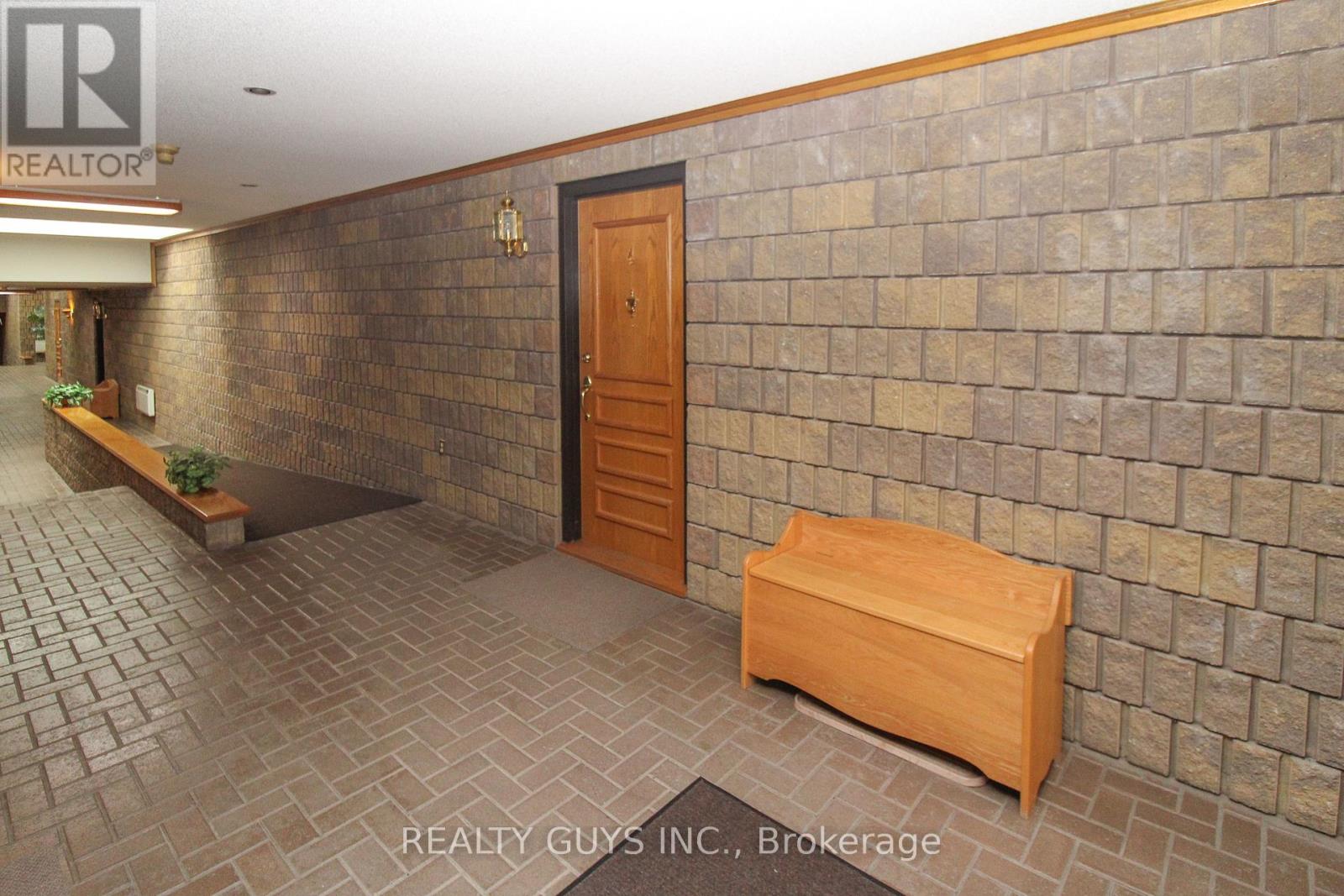 4 - 693 Whitaker Street, Peterborough (Ashburnham Ward 4), Ontario  K9H 7K3 - Photo 8 - X12412187