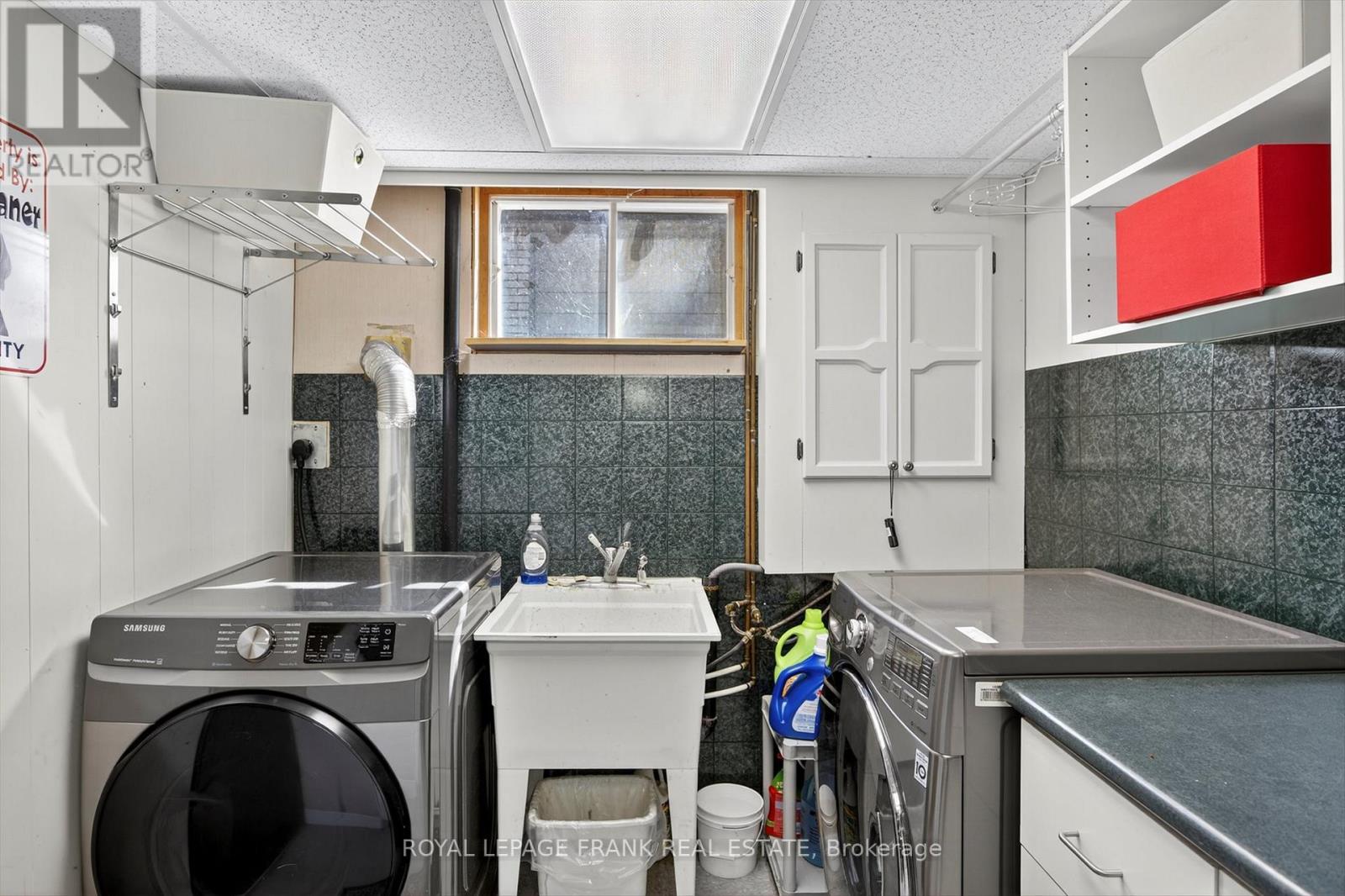 948 Golfview Road, Peterborough (Otonabee Ward 1), Ontario  K9J 7W4 - Photo 29 - X12412318