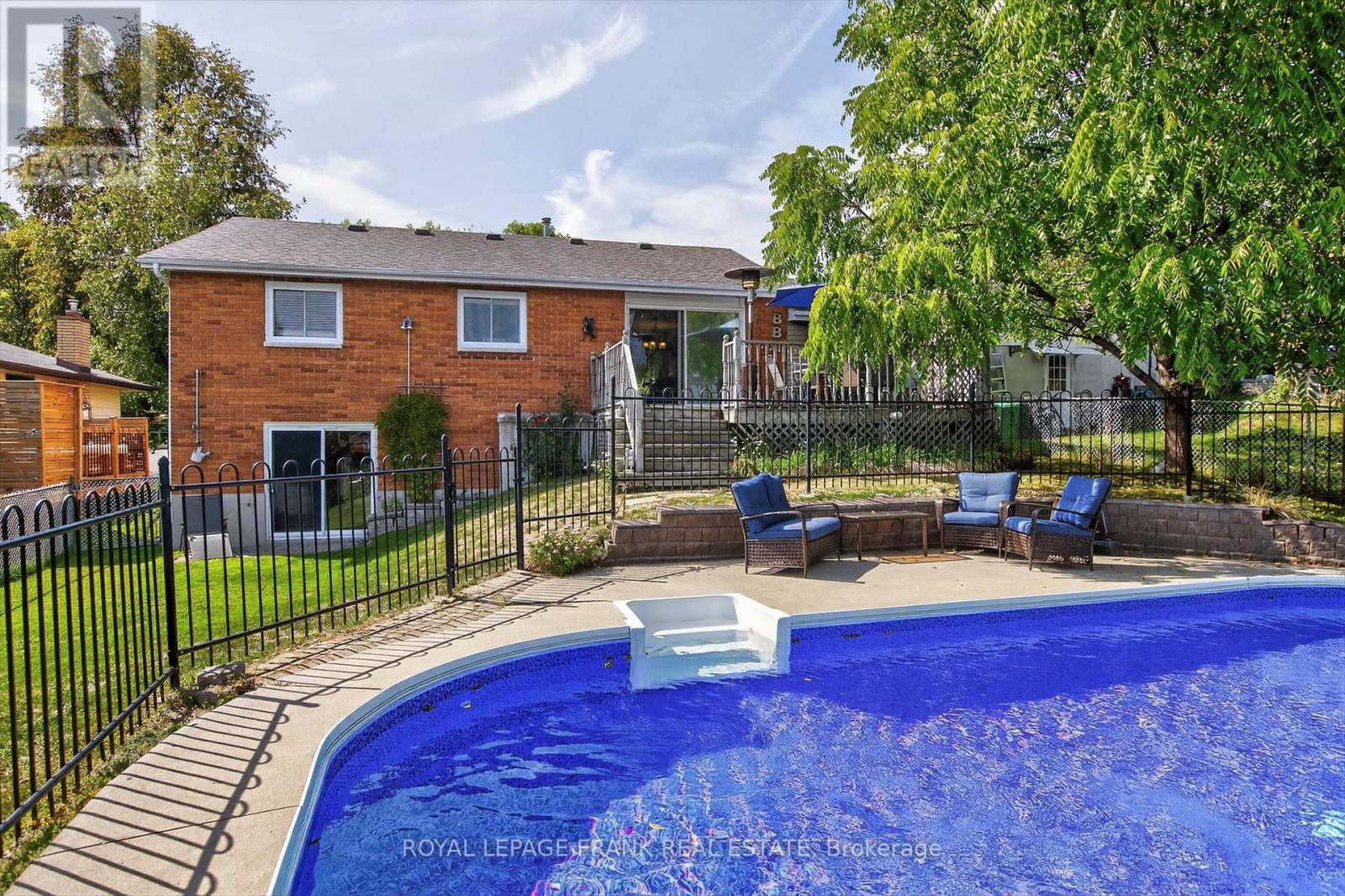 948 Golfview Road, Peterborough (Otonabee Ward 1), Ontario  K9J 7W4 - Photo 31 - X12412318