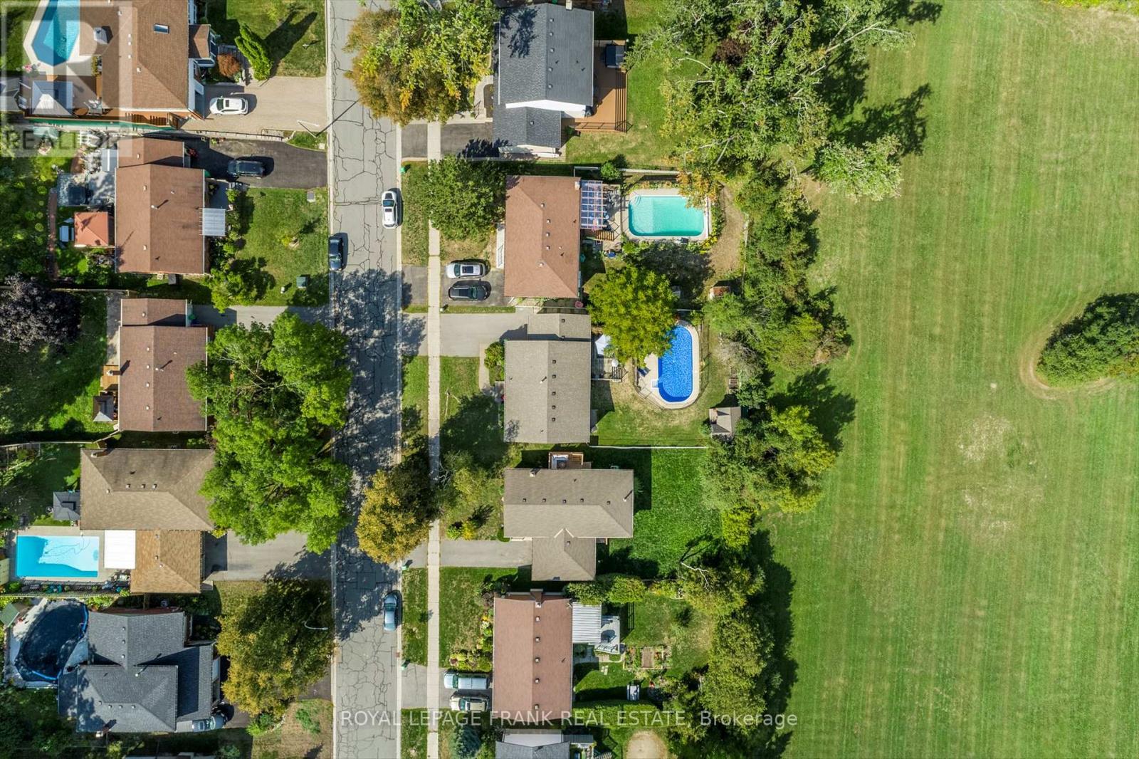 948 Golfview Road, Peterborough (Otonabee Ward 1), Ontario  K9J 7W4 - Photo 40 - X12412318