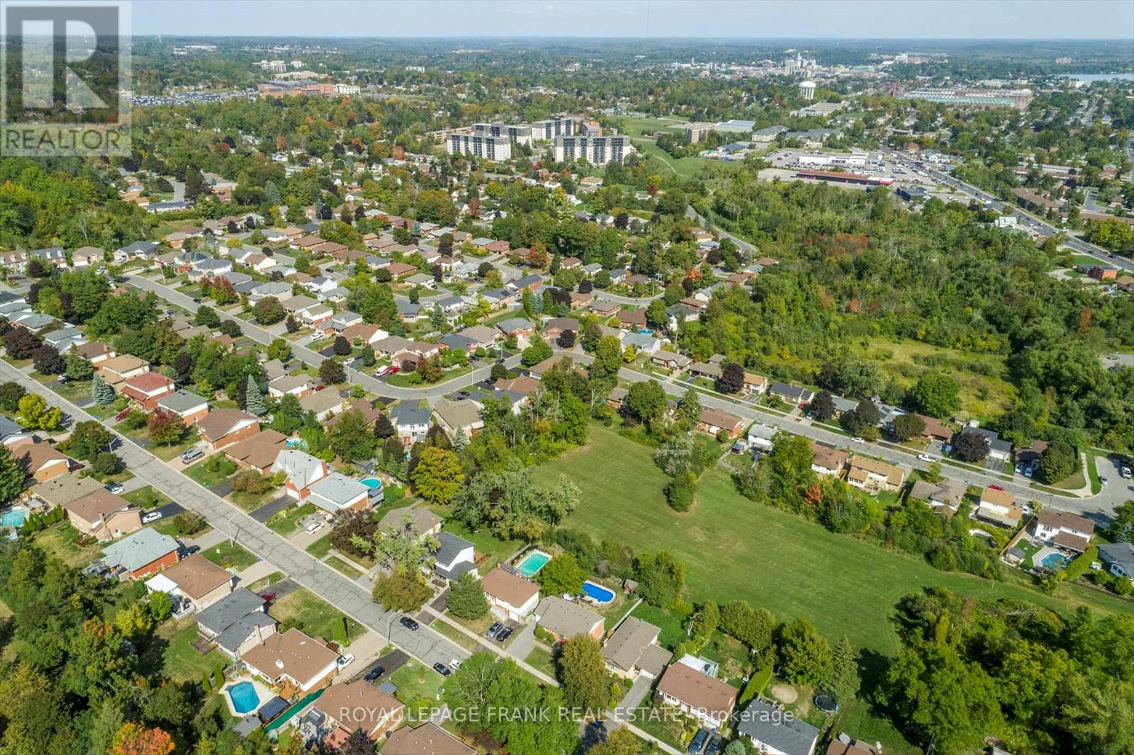 948 Golfview Road, Peterborough (Otonabee Ward 1), Ontario  K9J 7W4 - Photo 41 - X12412318