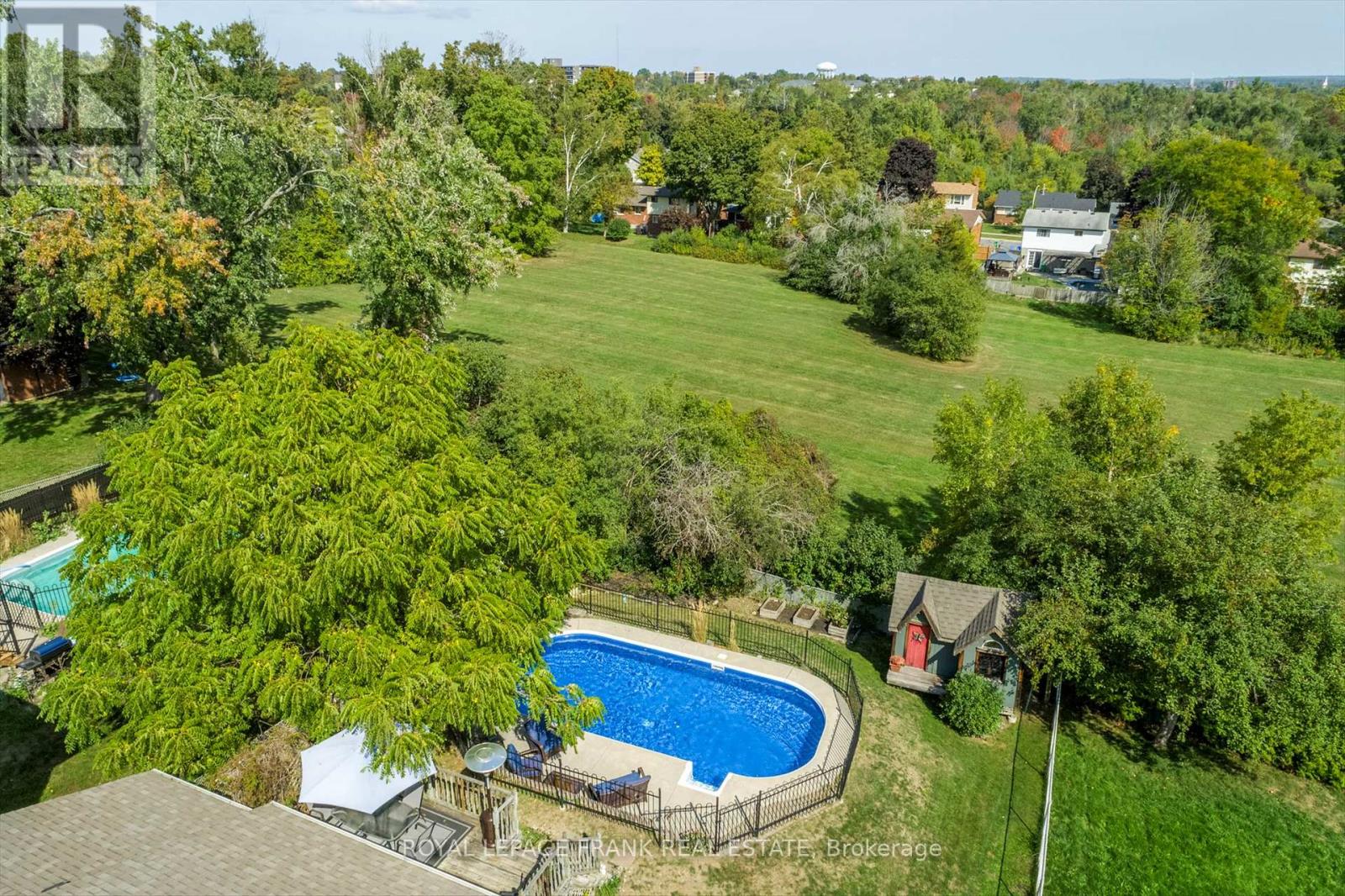 948 Golfview Road, Peterborough (Otonabee Ward 1), Ontario  K9J 7W4 - Photo 42 - X12412318