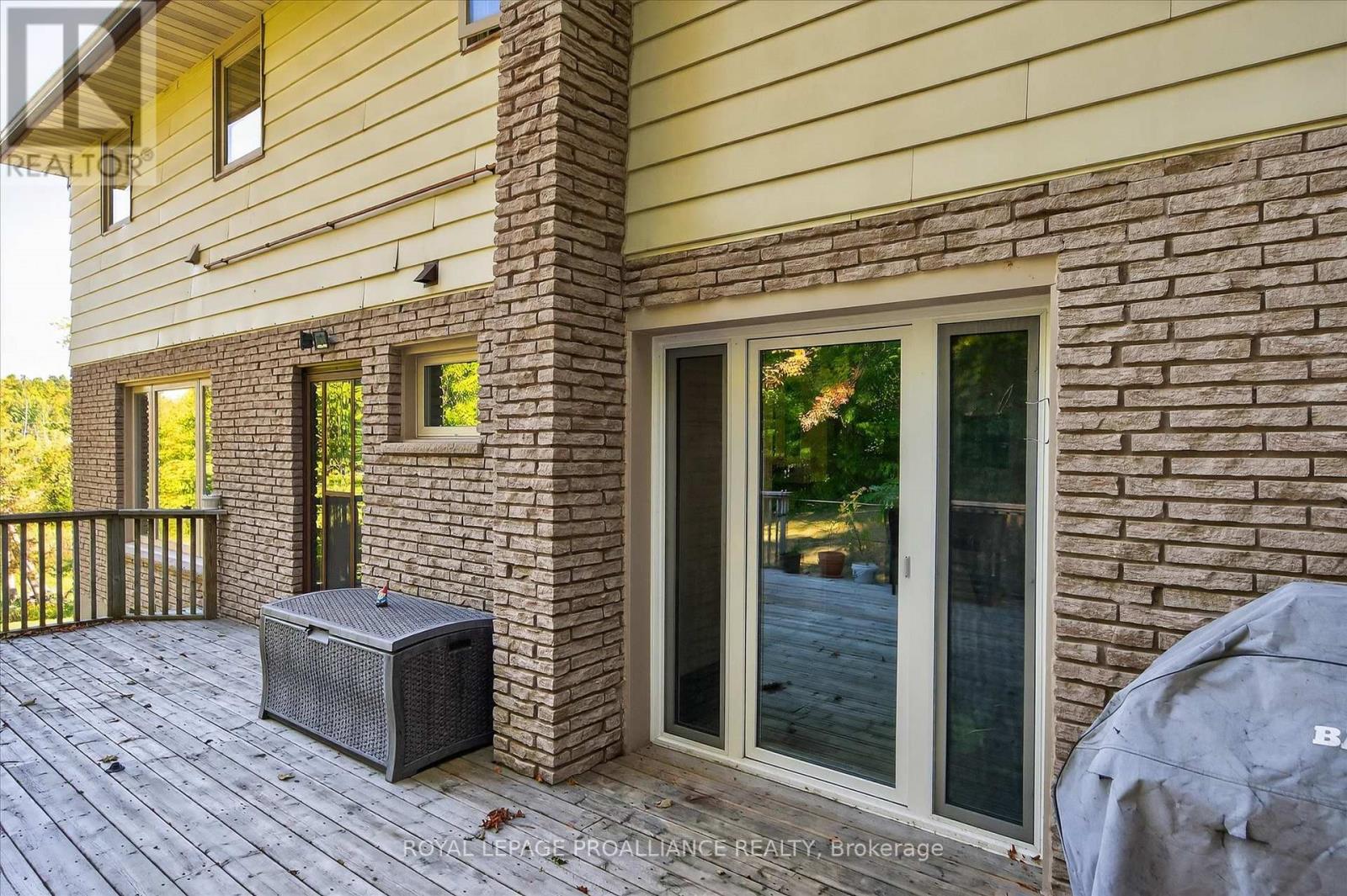9 Leanne Avenue, Otonabee-South Monaghan, Ontario  K9J 6X8 - Photo 13 - X12412631