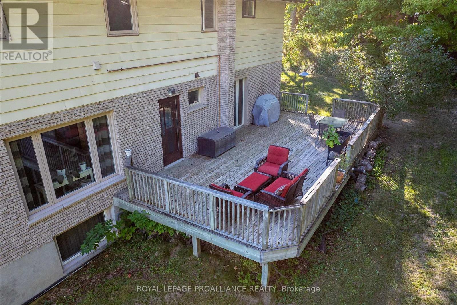 9 Leanne Avenue, Otonabee-South Monaghan, Ontario  K9J 6X8 - Photo 17 - X12412631