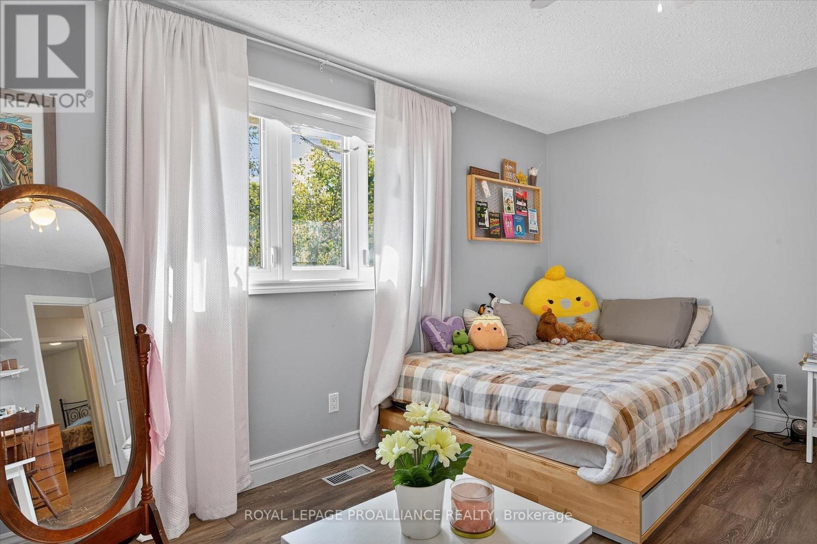 9 Leanne Avenue, Otonabee-South Monaghan, Ontario  K9J 6X8 - Photo 28 - X12412631