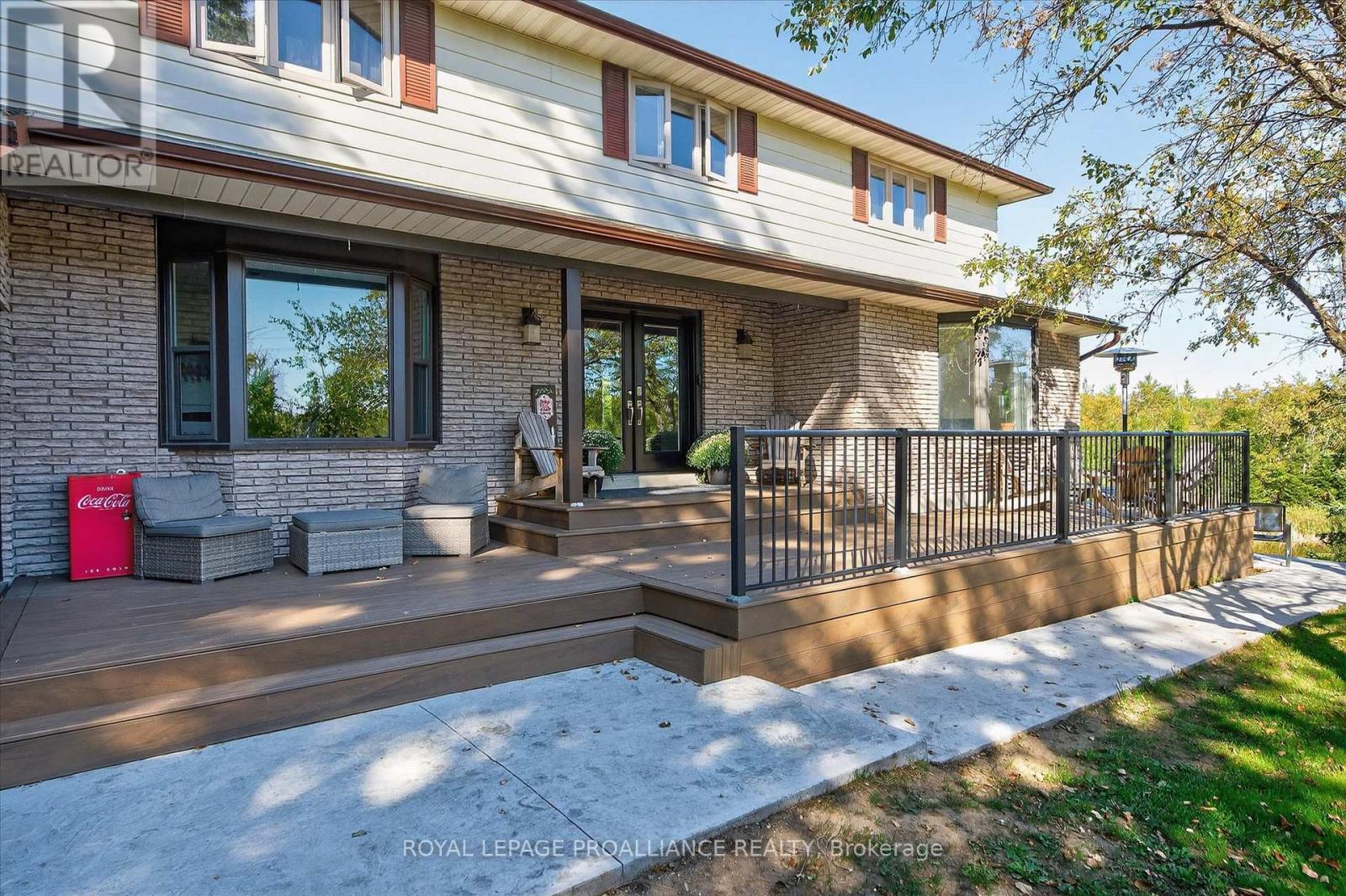 9 Leanne Avenue, Otonabee-South Monaghan, Ontario  K9J 6X8 - Photo 3 - X12412631
