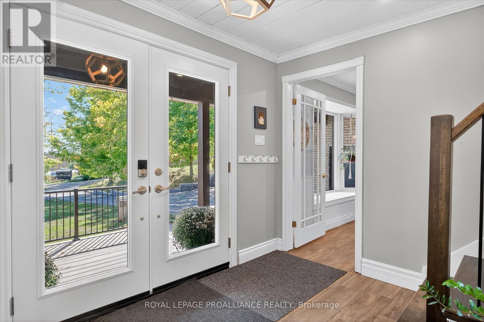 9 Leanne Avenue, Otonabee-South Monaghan, Ontario  K9J 6X8 - Photo 6 - X12412631