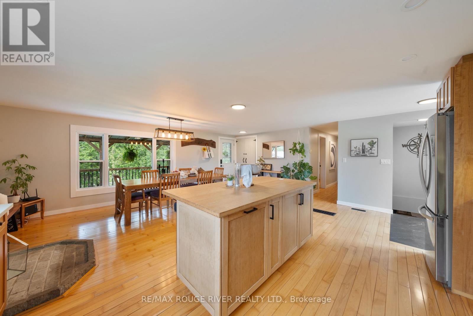 566 Cottingham Road, Kawartha Lakes (Emily), Ontario  K0L 2W0 - Photo 13 - X12412673