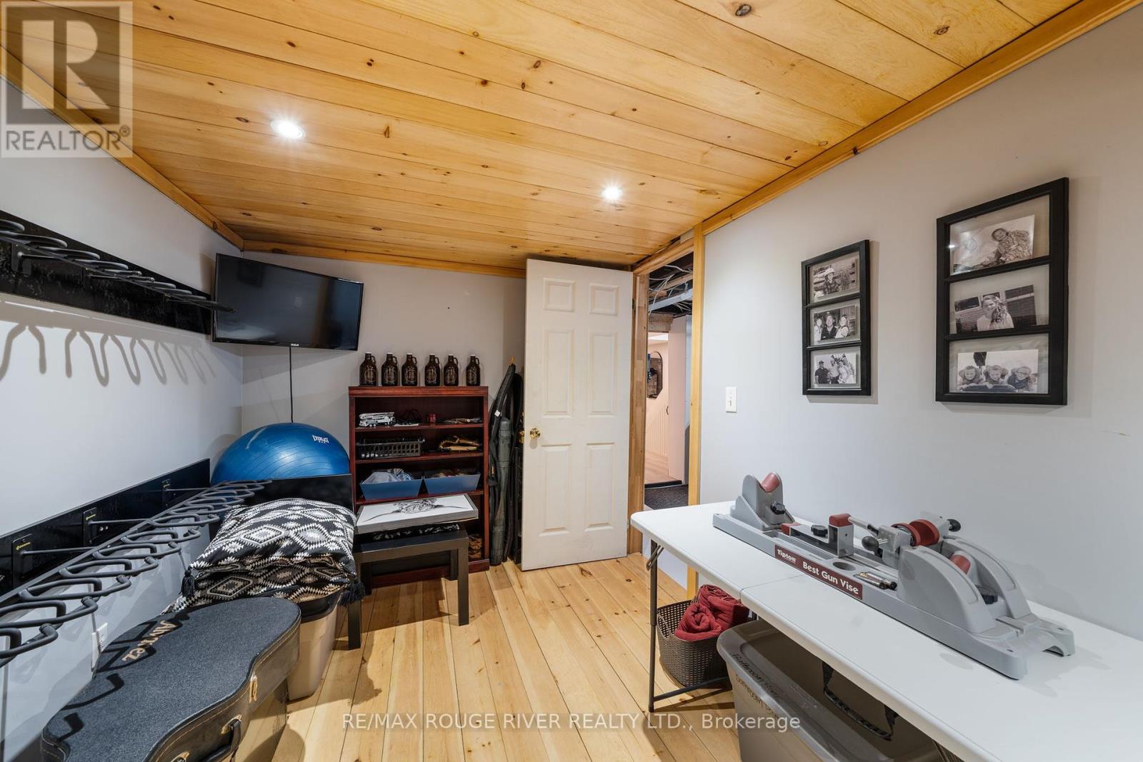 566 Cottingham Road, Kawartha Lakes (Emily), Ontario  K0L 2W0 - Photo 33 - X12412673