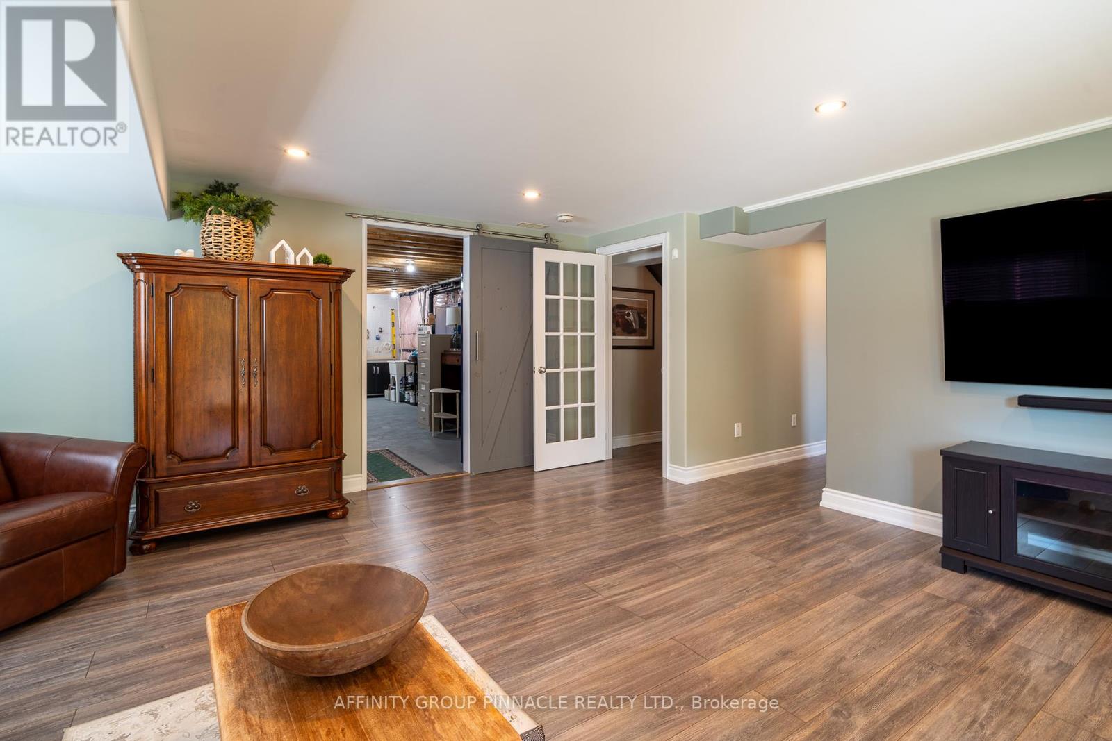 63 Broad Street, Kawartha Lakes (Lindsay), Ontario  K9V 0L9 - Photo 29 - X12413329
