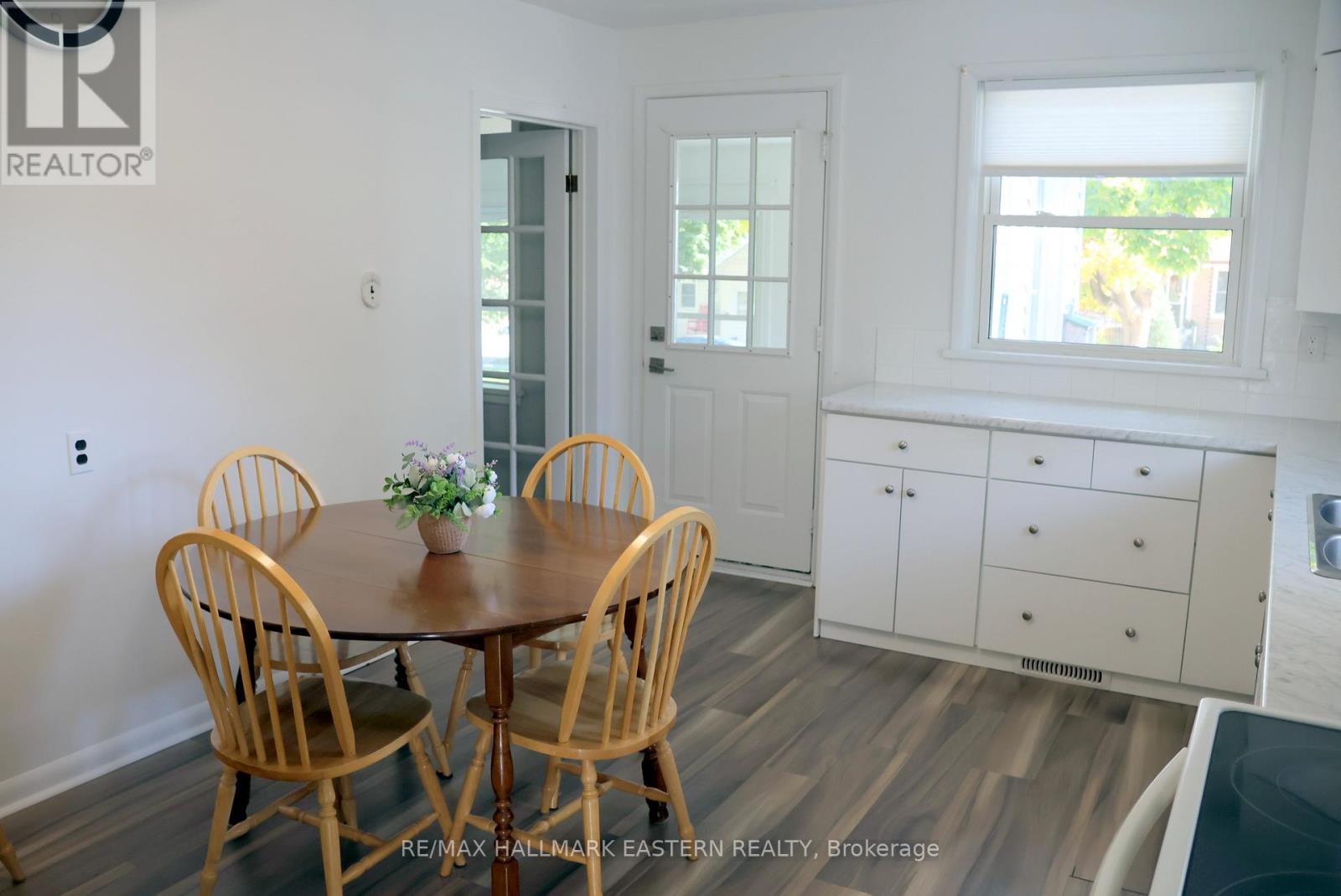 226 Lee Street, Peterborough (Northcrest Ward 5), Ontario  K9H 5N9 - Photo 16 - X12413387