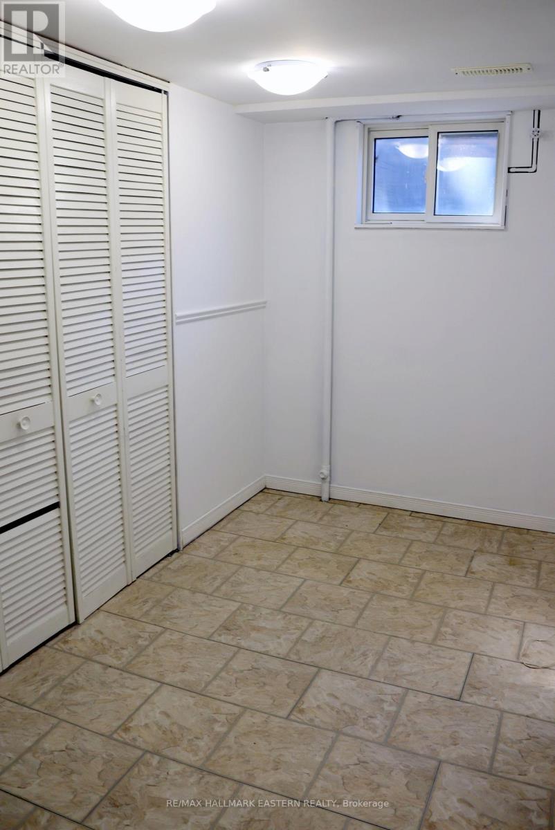 226 Lee Street, Peterborough (Northcrest Ward 5), Ontario  K9H 5N9 - Photo 30 - X12413387