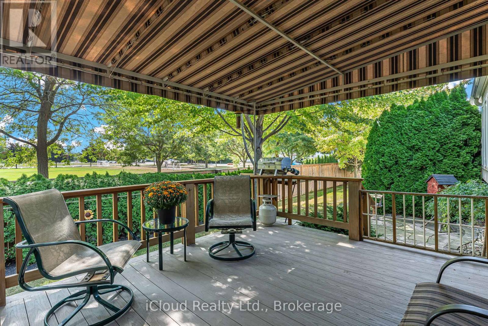 7 - 92 Loretta Drive, Niagara-On-The-Lake (Virgil), Ontario  L0A 1T0 - Photo 44 - X12413719