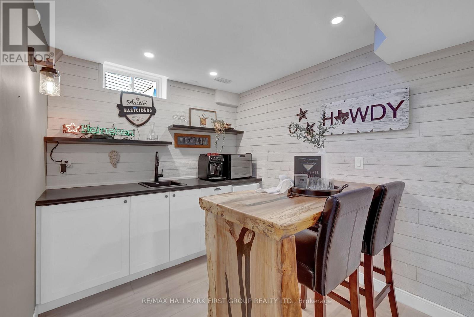 7 Primeau Crescent, Kawartha Lakes (Lindsay), Ontario  K9V 0M6 - Photo 36 - X12414497