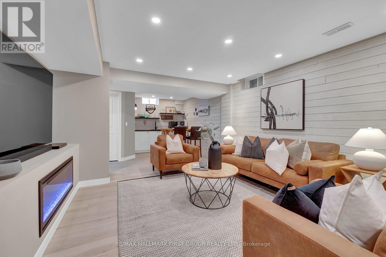 7 Primeau Crescent, Kawartha Lakes (Lindsay), Ontario  K9V 0M6 - Photo 40 - X12414497