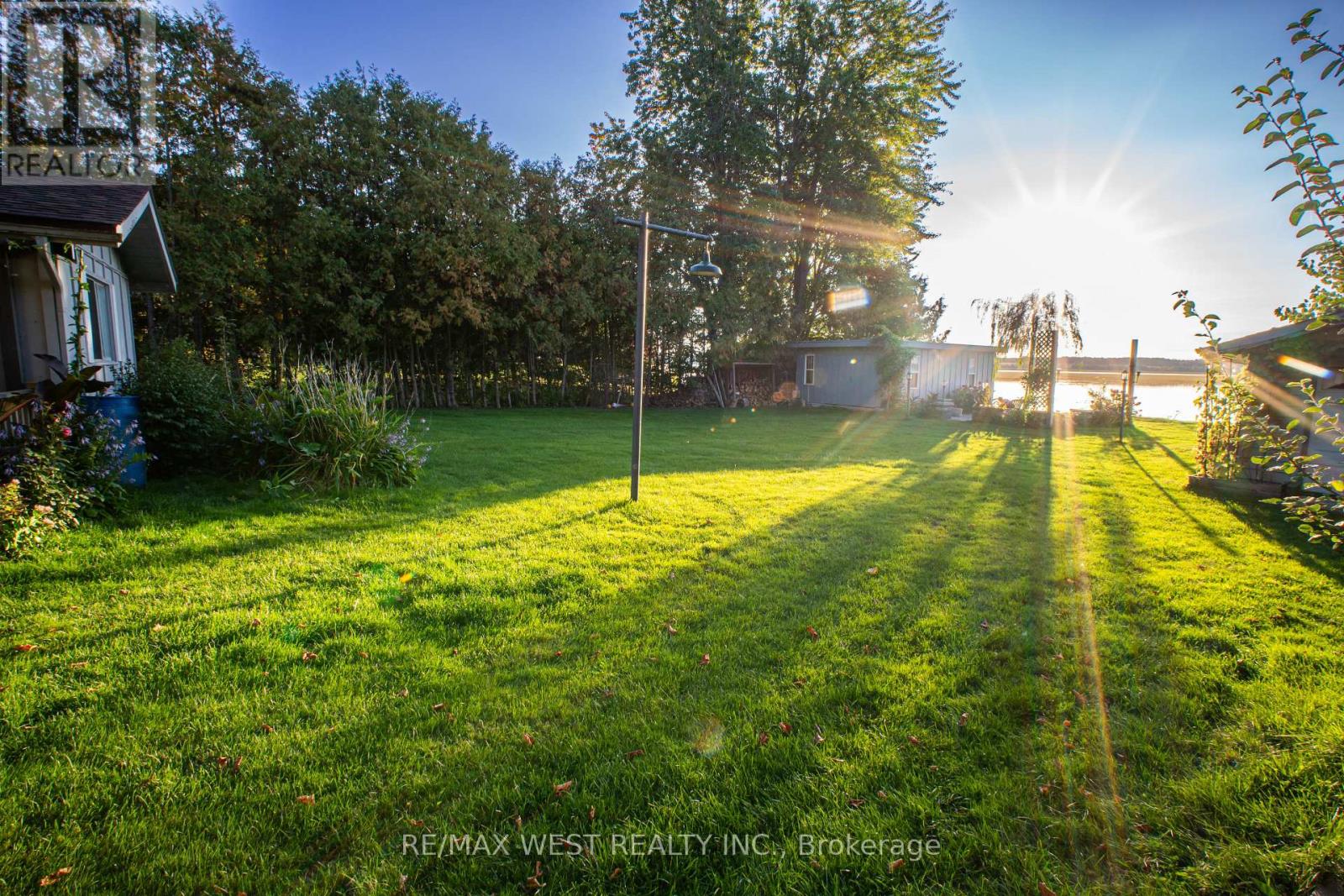 1392 Island View Drive, Selwyn, Ontario  K0L 1T0 - Photo 10 - X12414400