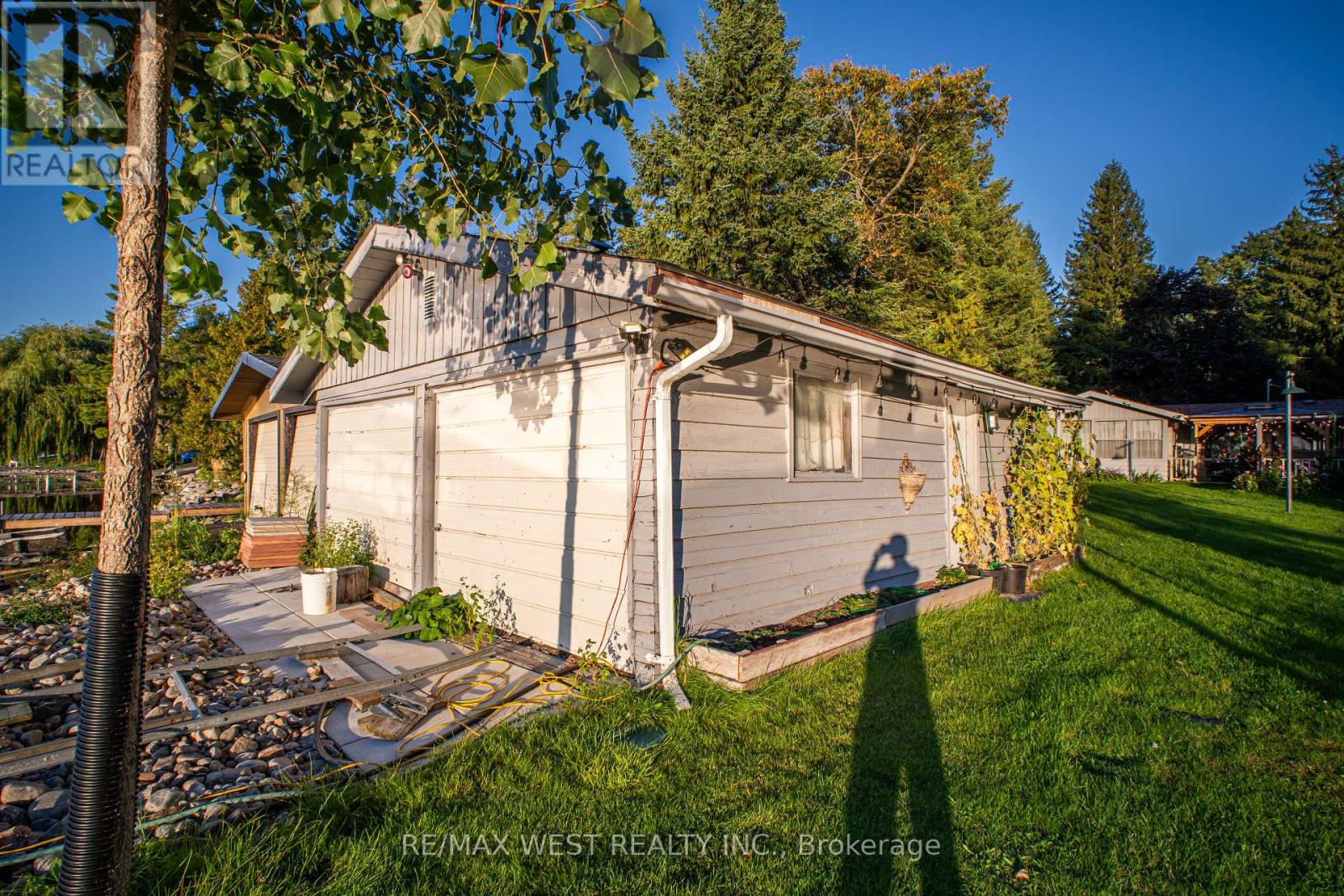 1392 Island View Drive, Selwyn, Ontario  K0L 1T0 - Photo 4 - X12414400