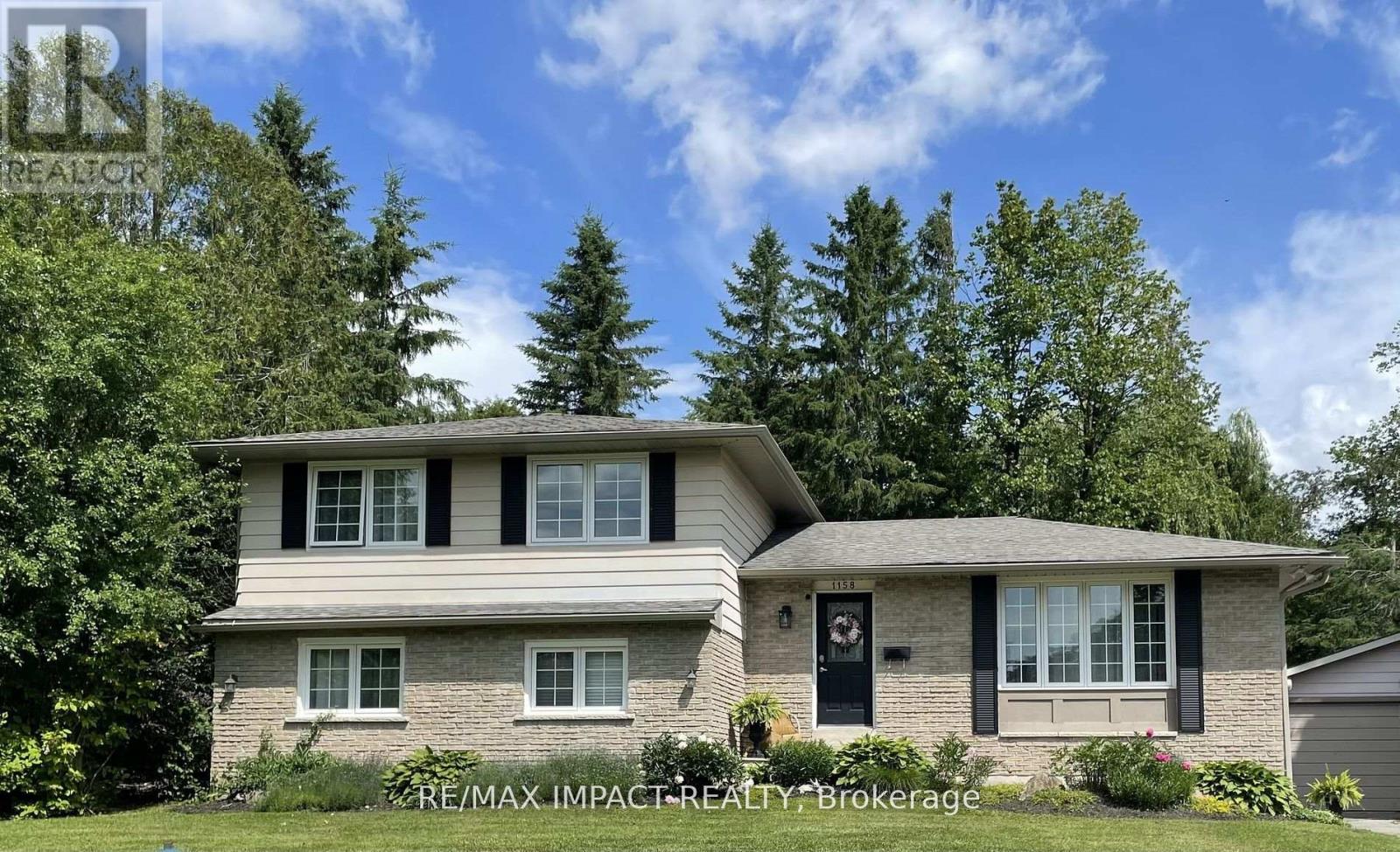 1158 Weller Street, Peterborough (Monaghan Ward 2), Ontario  K9J 7M8 - Photo 1 - X12414699