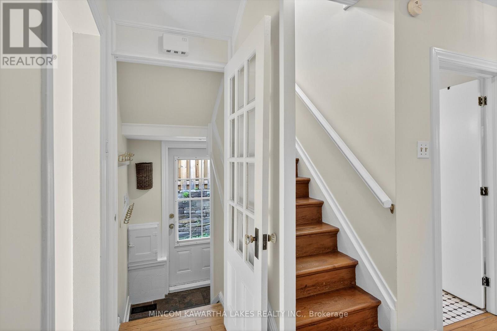 375 Albertus Avenue, Peterborough (Town Ward 3), Ontario  K9J 5Z7 - Photo 29 - X12414917