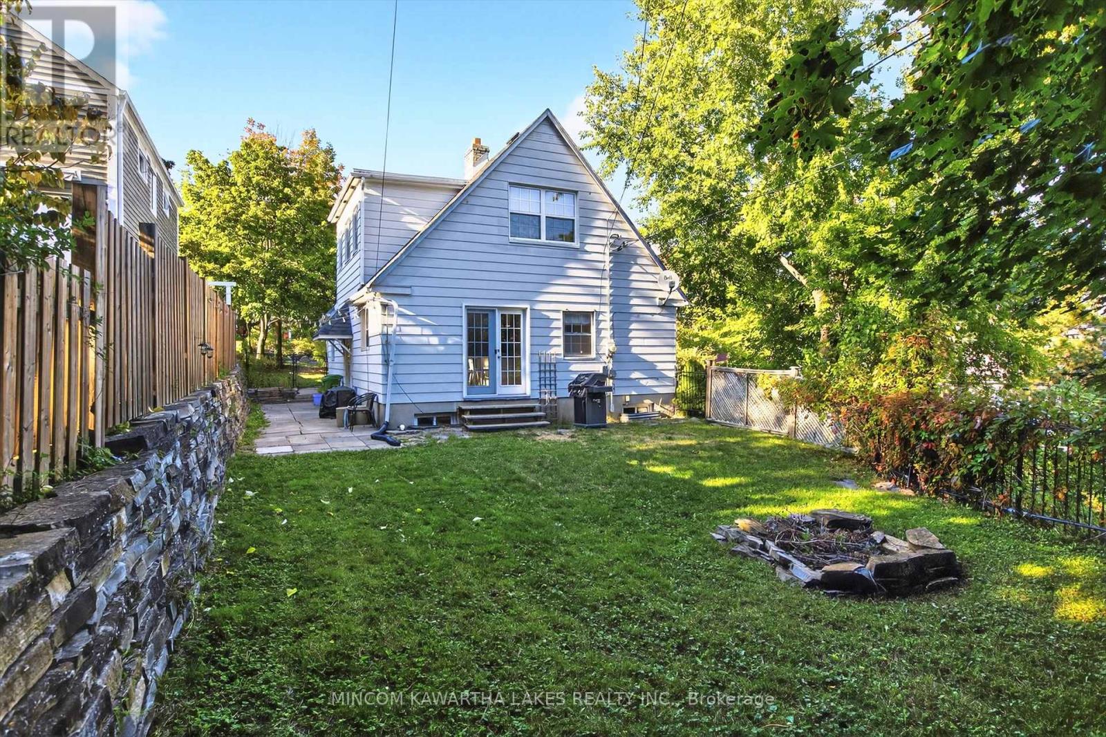 375 Albertus Avenue, Peterborough (Town Ward 3), Ontario  K9J 5Z7 - Photo 39 - X12414917