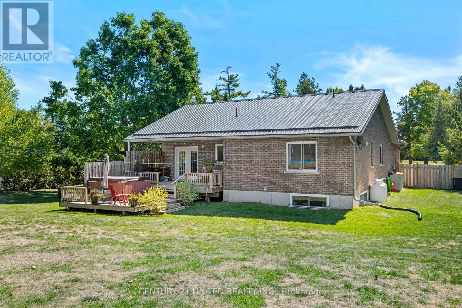 2096 Deer Bay Road, Selwyn, Ontario  K0L 2H0 - Photo 33 - X12414930